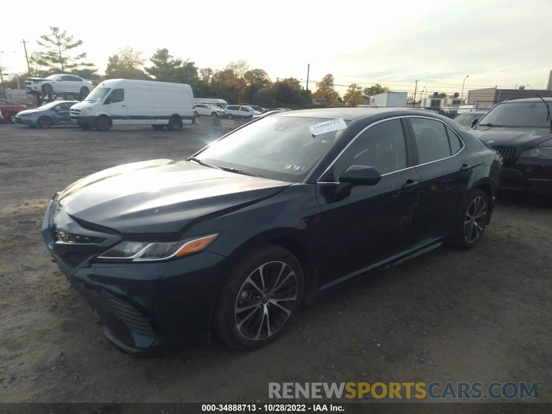 2 fotografías del automóvil dañado 4T1G11AK7LU503972 TOYOTA CAMRY 2020