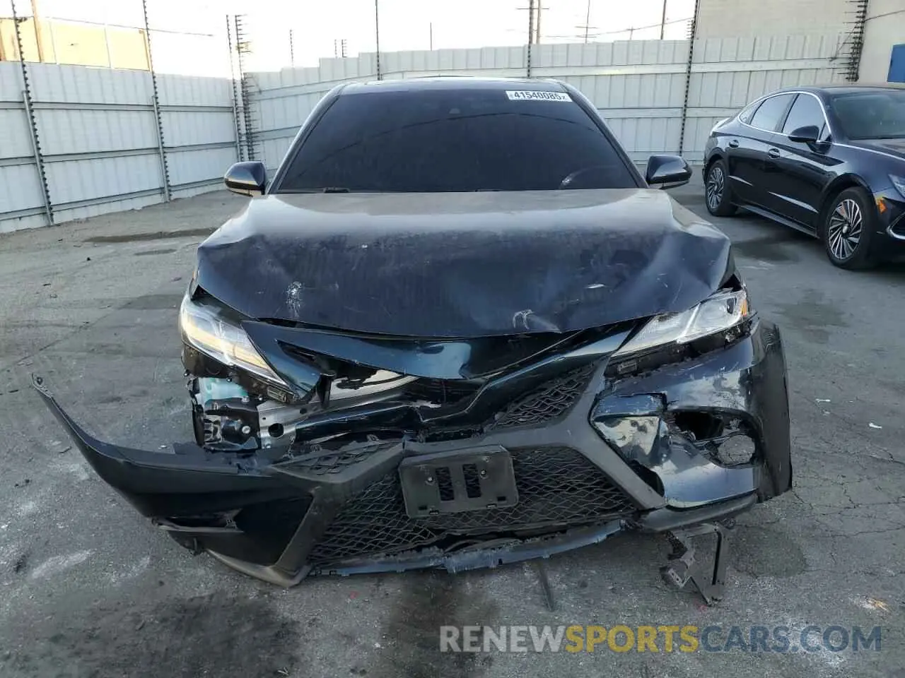 5 fotografías del automóvil dañado 4T1G11AK7LU864134 TOYOTA CAMRY 2020