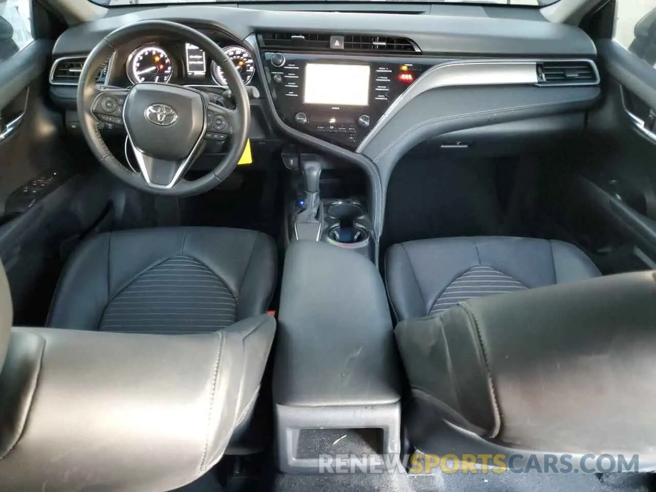 8 fotografías del automóvil dañado 4T1G11AK7LU864134 TOYOTA CAMRY 2020