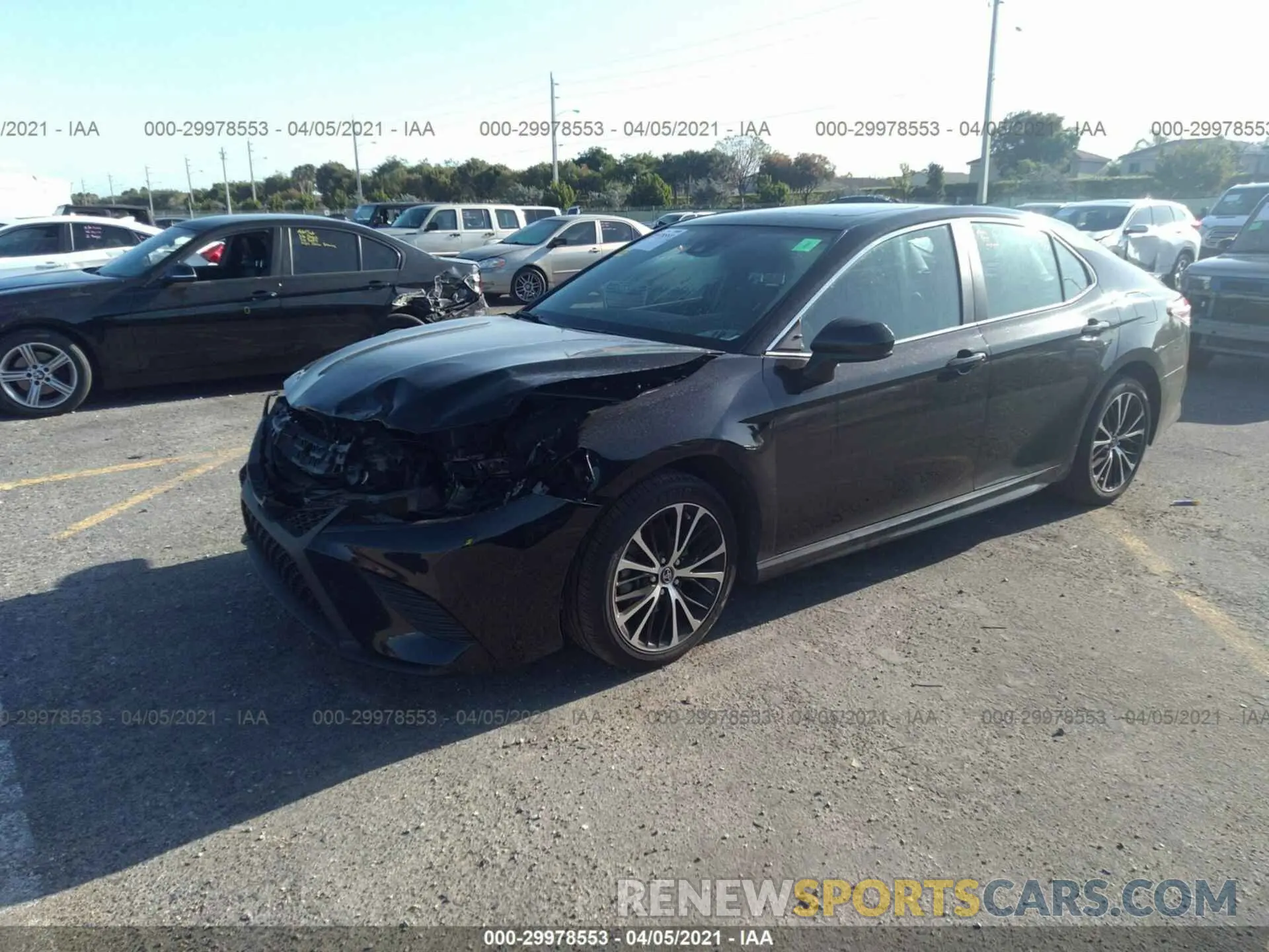 2 fotografías del automóvil dañado 4T1G11AK7LU881449 TOYOTA CAMRY 2020