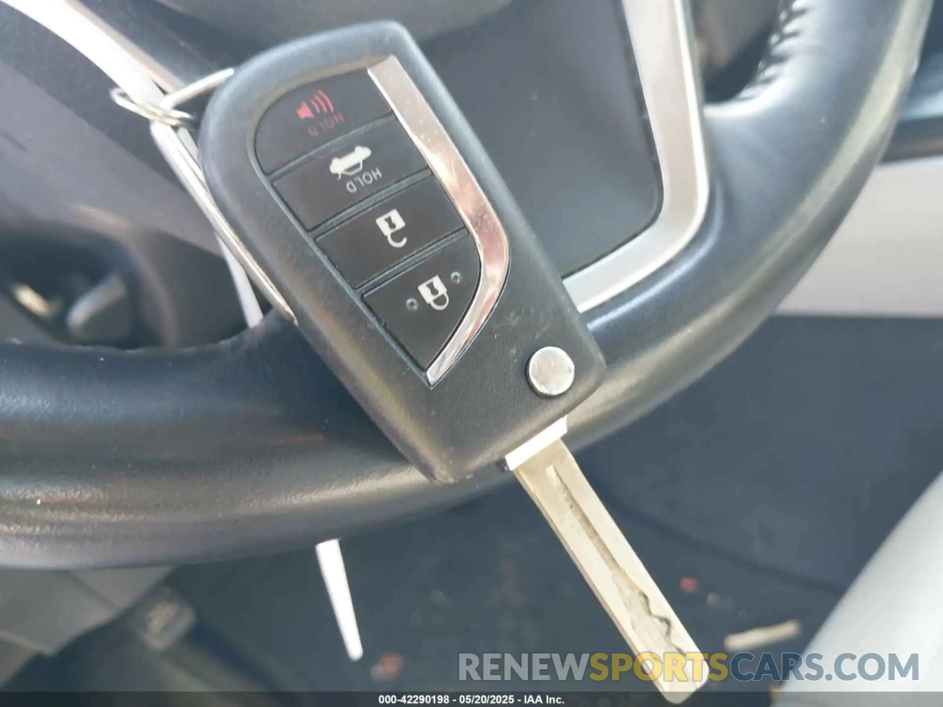11 fotografías del automóvil dañado 4T1G11AK7LU905104 TOYOTA CAMRY 2020
