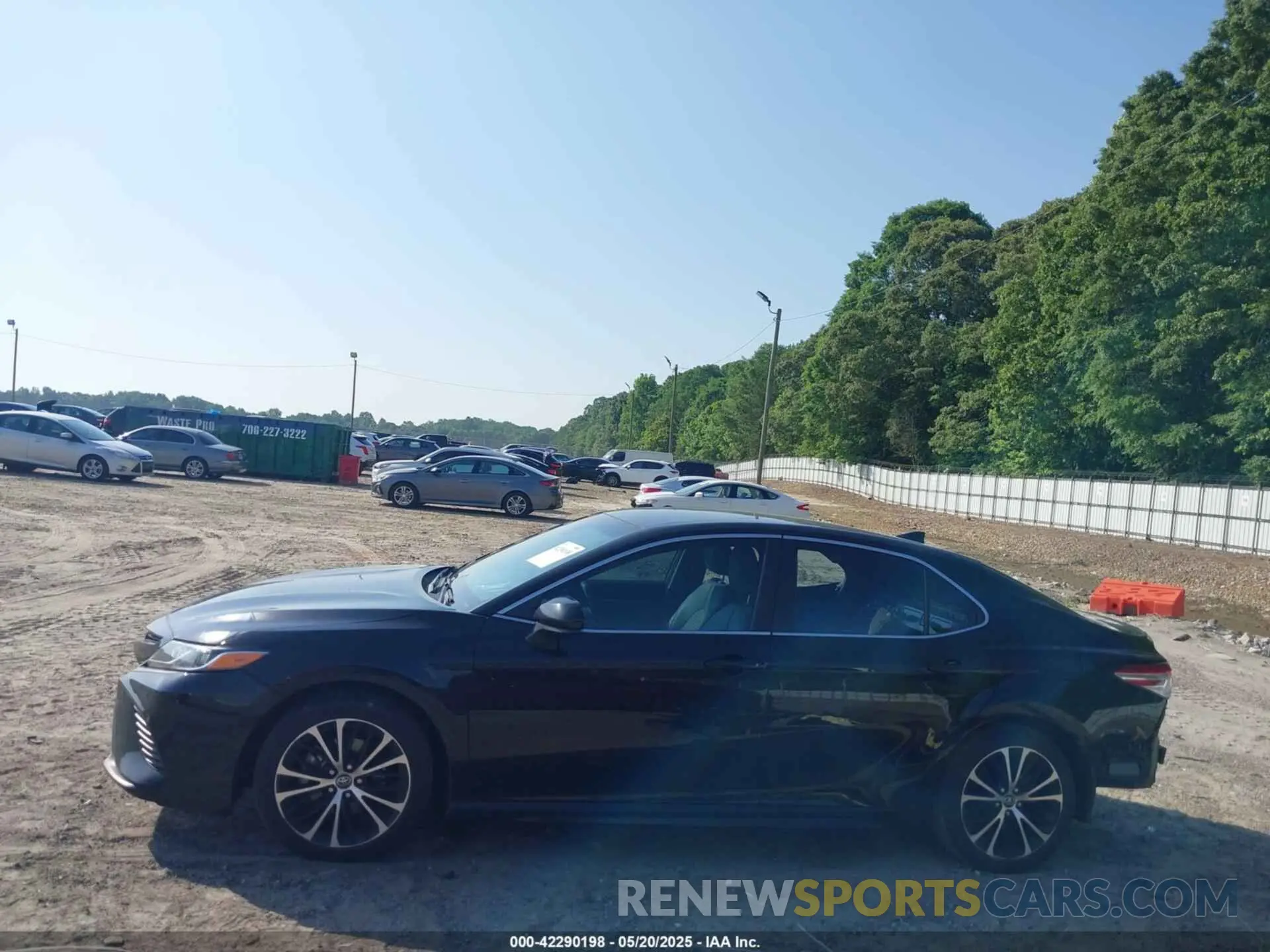 15 fotografías del automóvil dañado 4T1G11AK7LU905104 TOYOTA CAMRY 2020