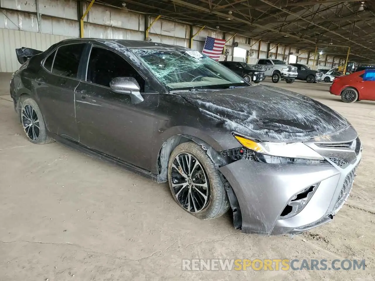 4 fotografías del automóvil dañado 4T1G11AK7LU946316 TOYOTA CAMRY 2020