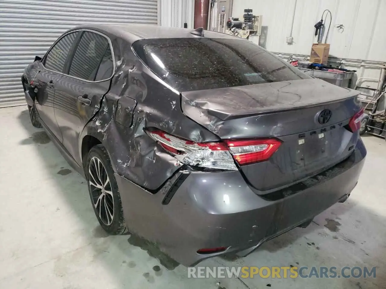 3 fotografías del automóvil dañado 4T1G11AK7LU967280 TOYOTA CAMRY 2020