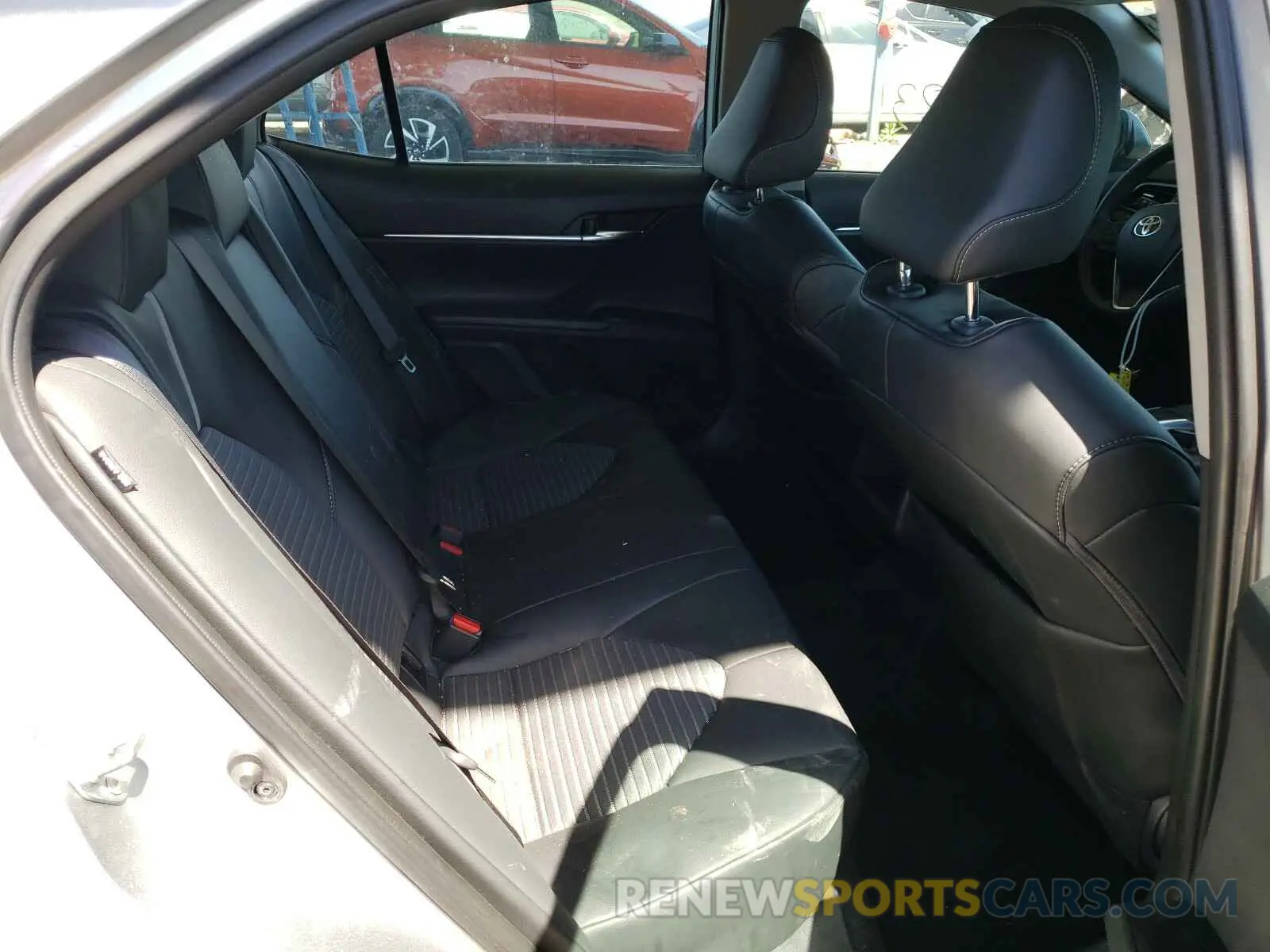6 fotografías del automóvil dañado 4T1G11AK7LU969191 TOYOTA CAMRY 2020