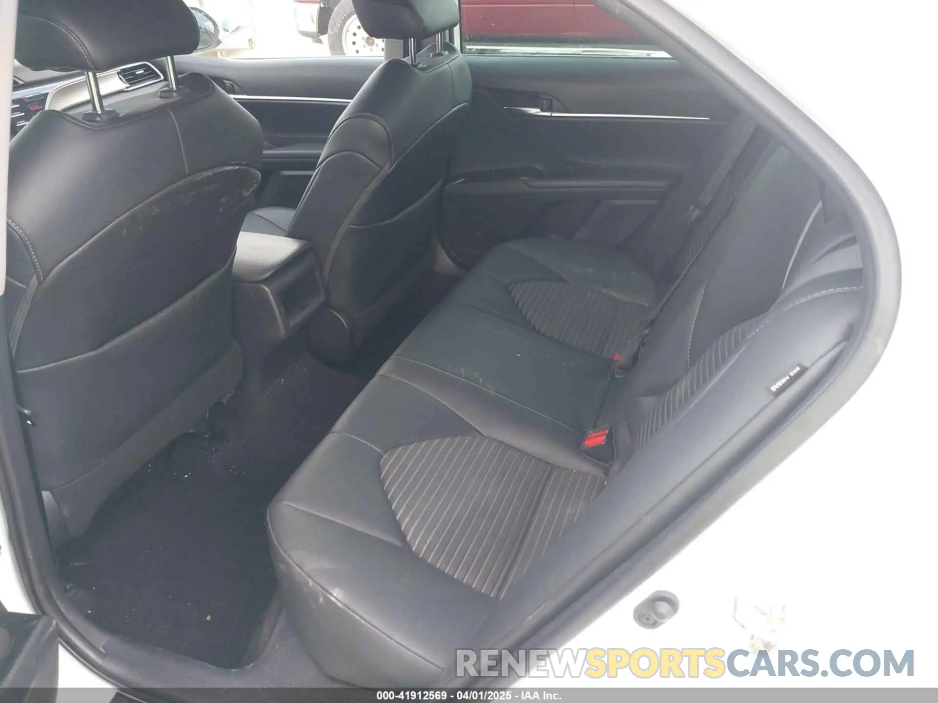 8 fotografías del automóvil dañado 4T1G11AK7LU975234 TOYOTA CAMRY 2020