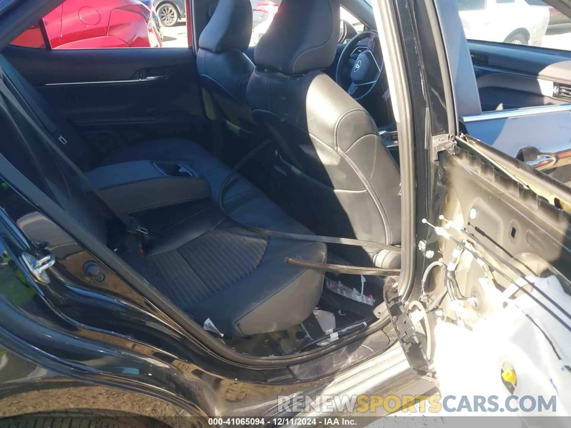 8 fotografías del automóvil dañado 4T1G11AK7LU986010 TOYOTA CAMRY 2020