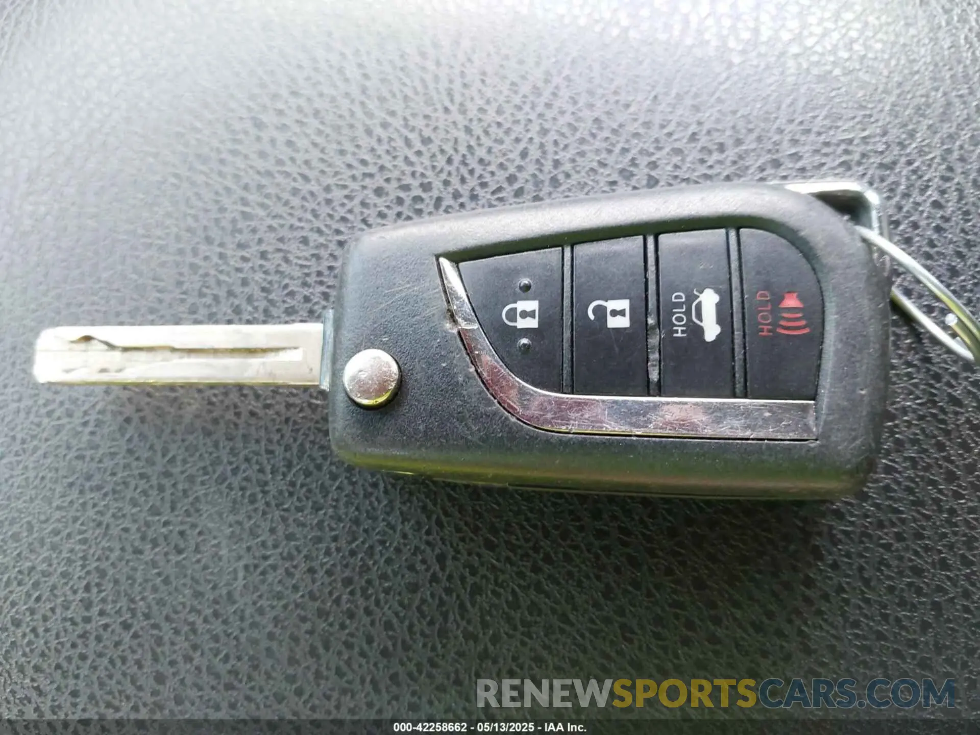 11 fotografías del automóvil dañado 4T1G11AK8LU308527 TOYOTA CAMRY 2020
