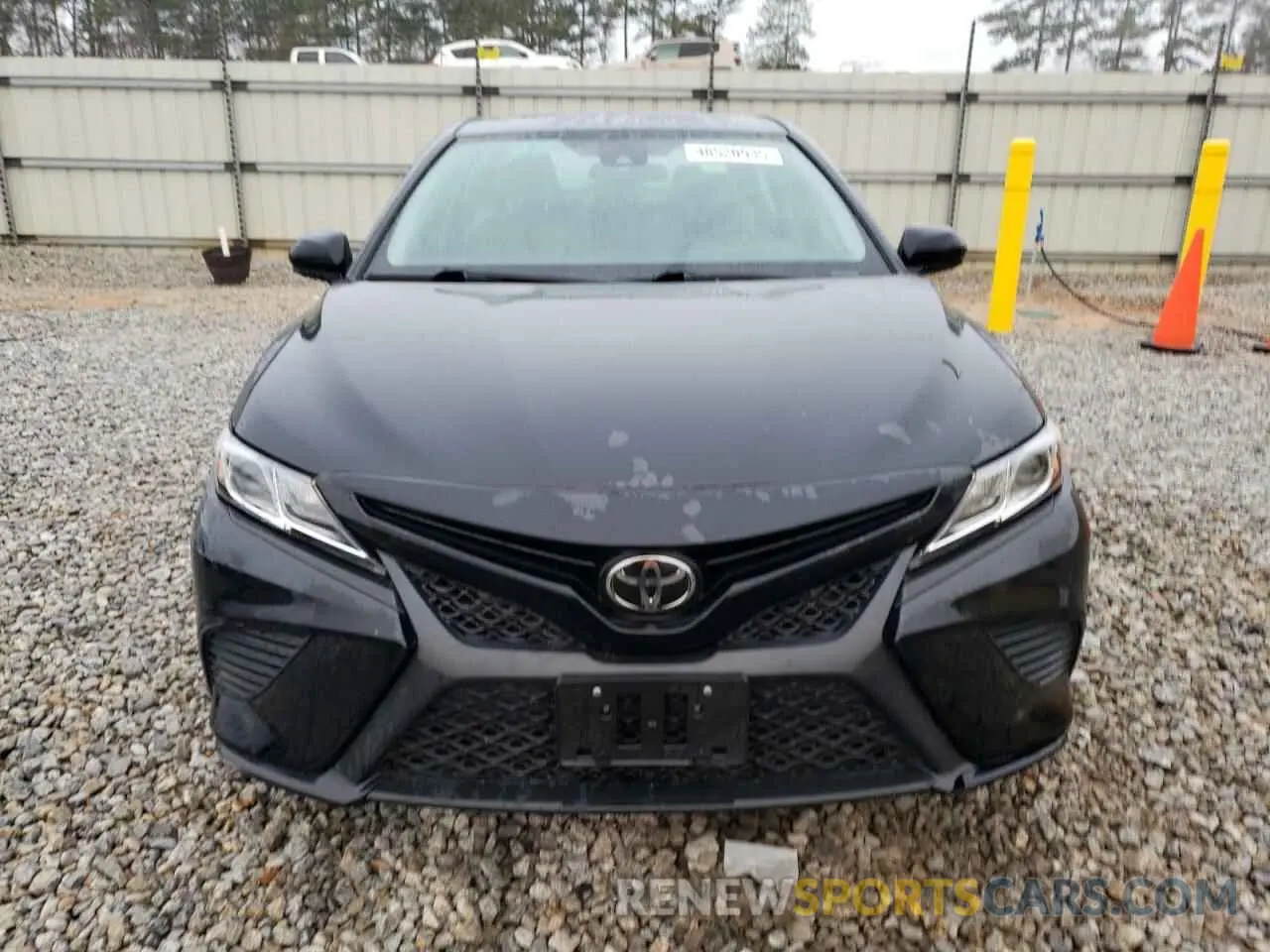 5 fotografías del automóvil dañado 4T1G11AK8LU327742 TOYOTA CAMRY 2020