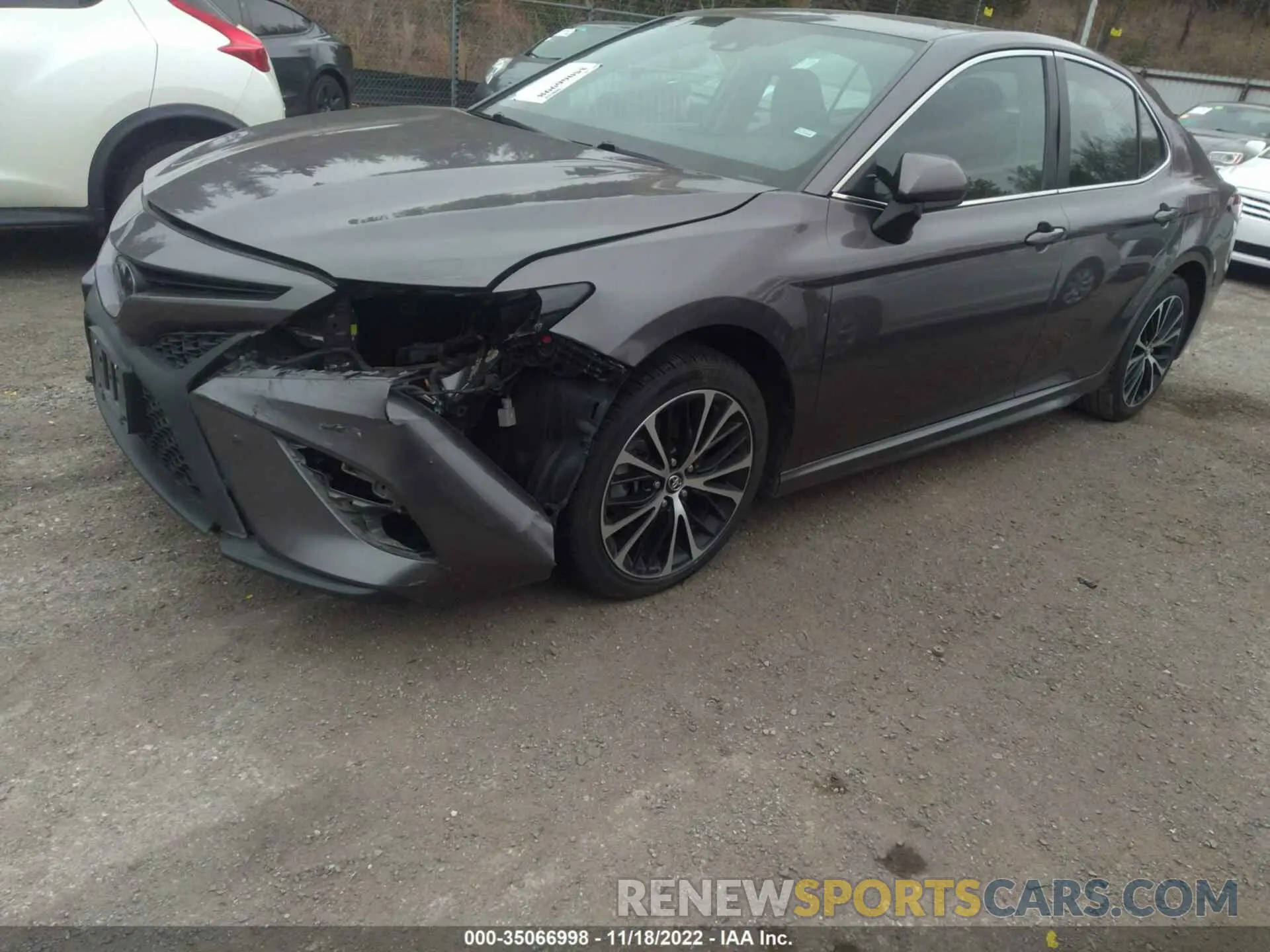 2 fotografías del automóvil dañado 4T1G11AK8LU342497 TOYOTA CAMRY 2020