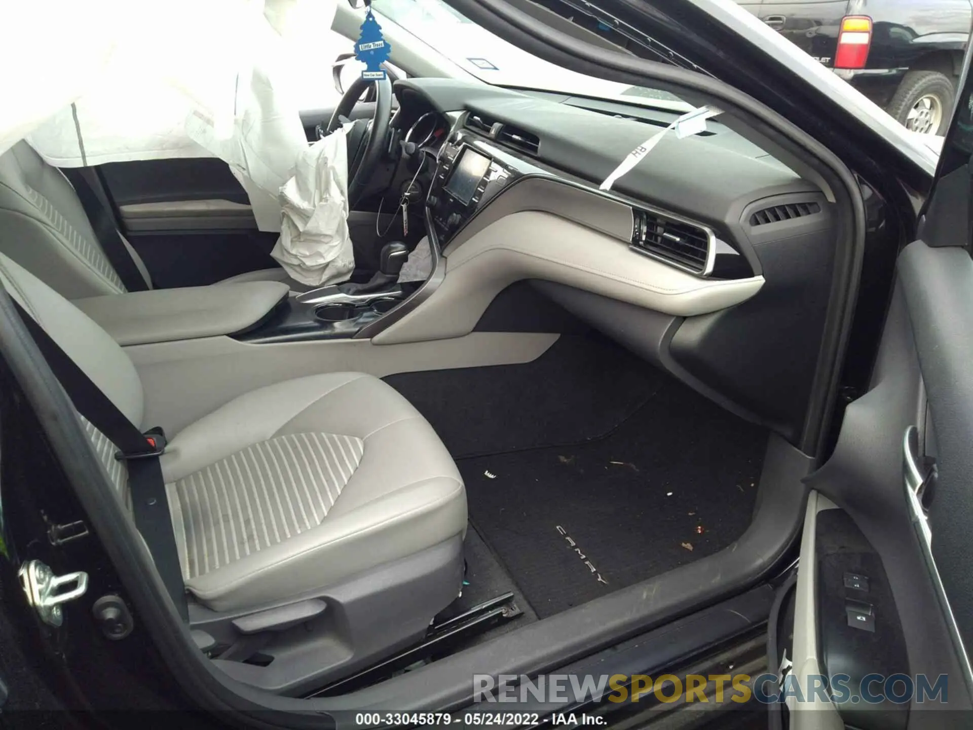 5 fotografías del automóvil dañado 4T1G11AK8LU357002 TOYOTA CAMRY 2020