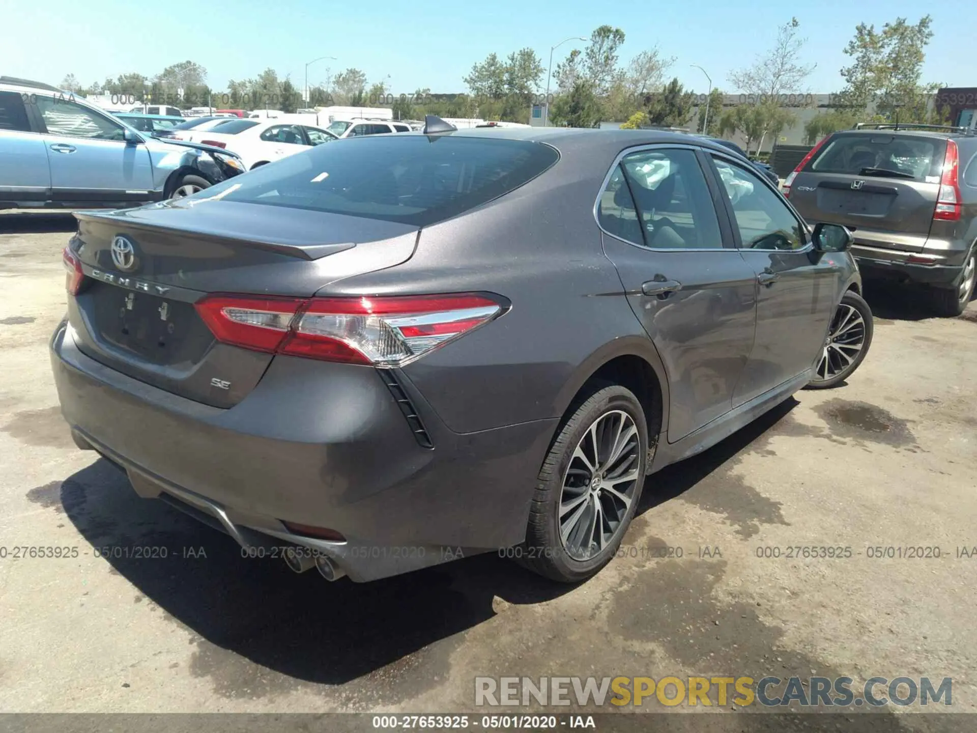 4 fotografías del automóvil dañado 4T1G11AK8LU872629 TOYOTA CAMRY 2020