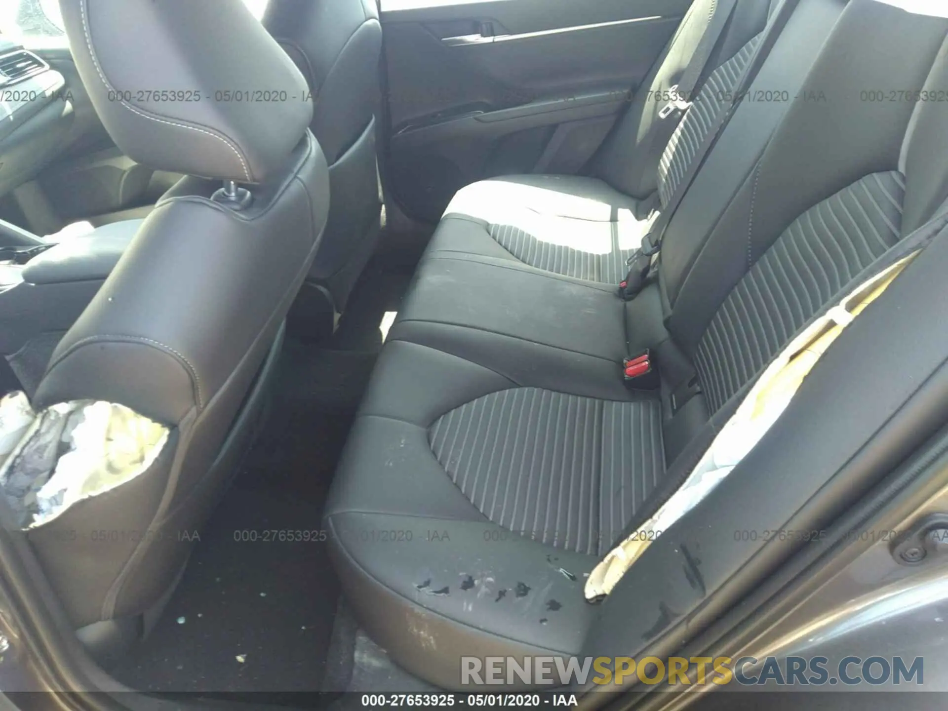 8 fotografías del automóvil dañado 4T1G11AK8LU872629 TOYOTA CAMRY 2020