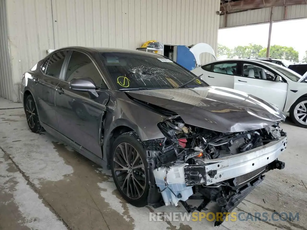 1 fotografías del automóvil dañado 4T1G11AK8LU889981 TOYOTA CAMRY 2020