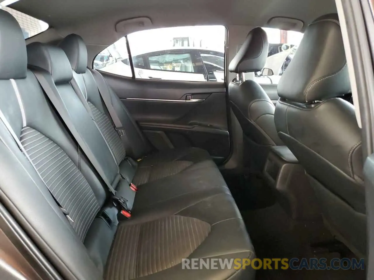6 fotografías del automóvil dañado 4T1G11AK8LU889981 TOYOTA CAMRY 2020
