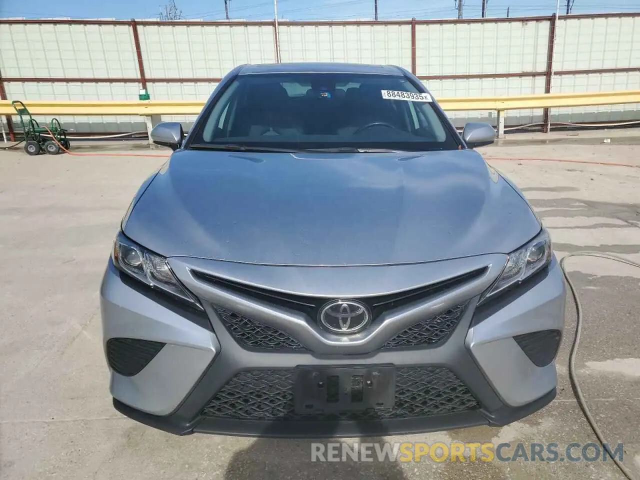 5 fotografías del automóvil dañado 4T1G11AK8LU890273 TOYOTA CAMRY 2020