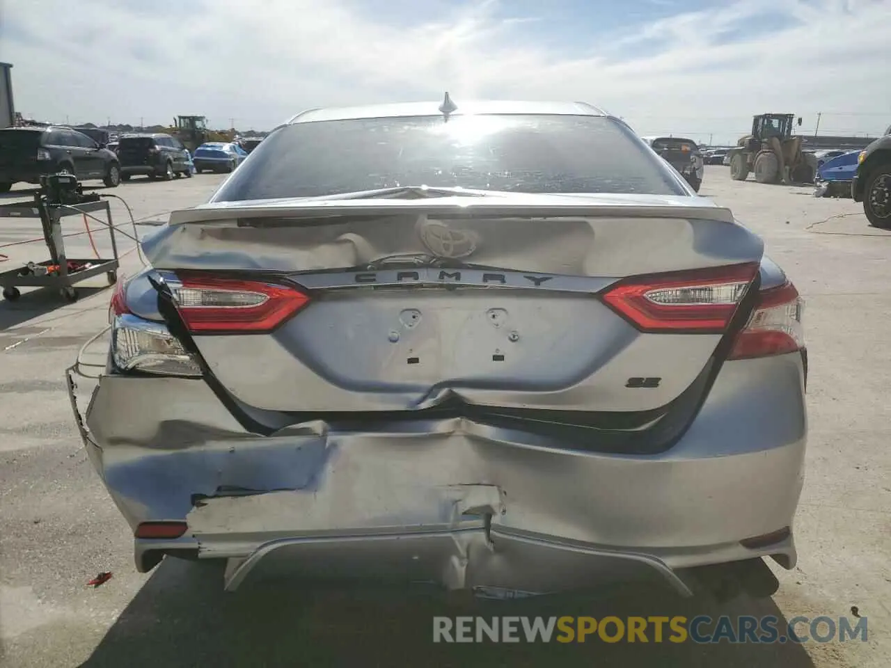 6 fotografías del automóvil dañado 4T1G11AK8LU890273 TOYOTA CAMRY 2020