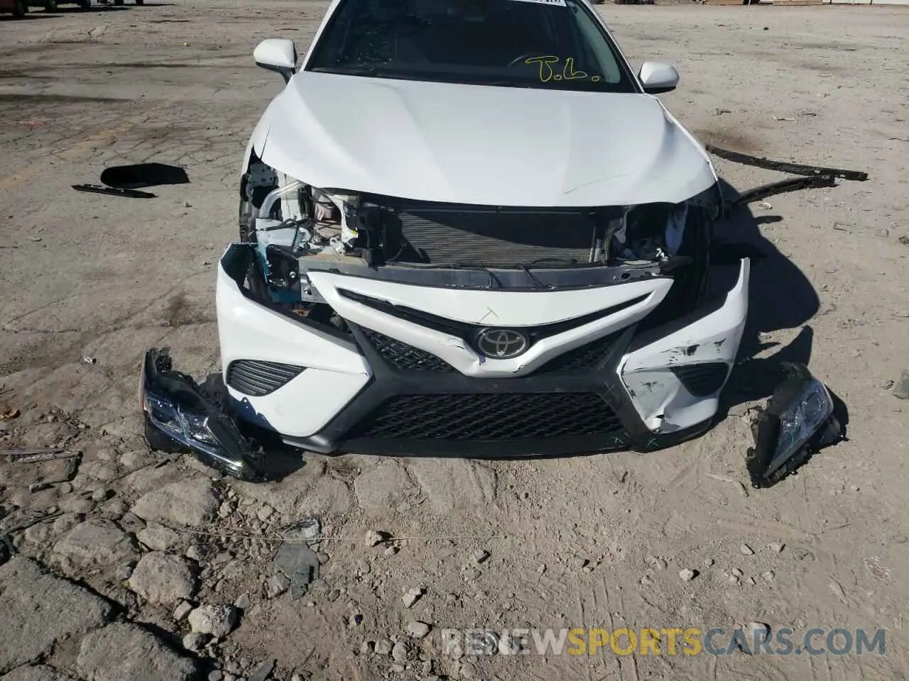 9 fotografías del automóvil dañado 4T1G11AK8LU896333 TOYOTA CAMRY 2020