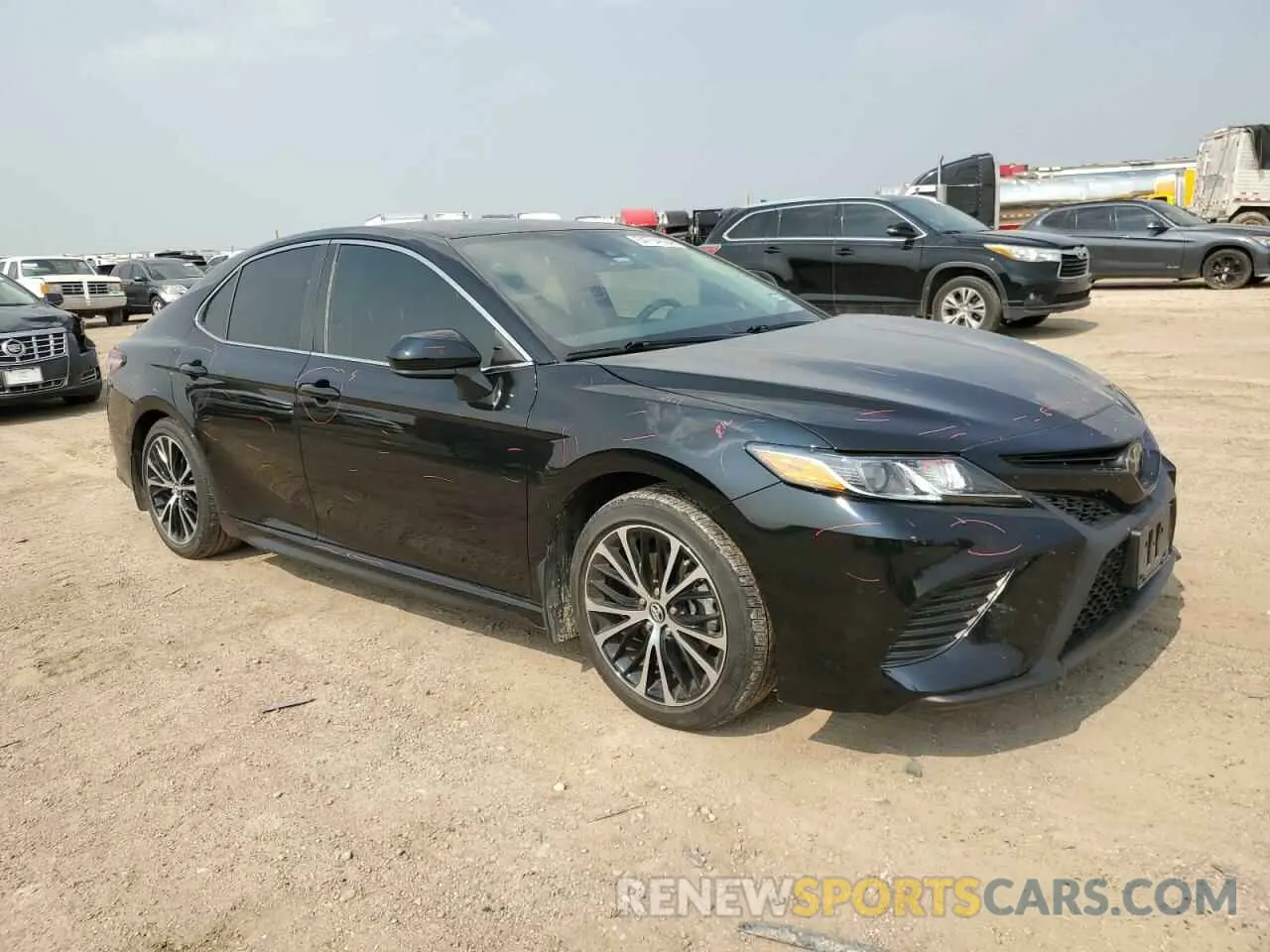 4 fotografías del automóvil dañado 4T1G11AK8LU903295 TOYOTA CAMRY 2020