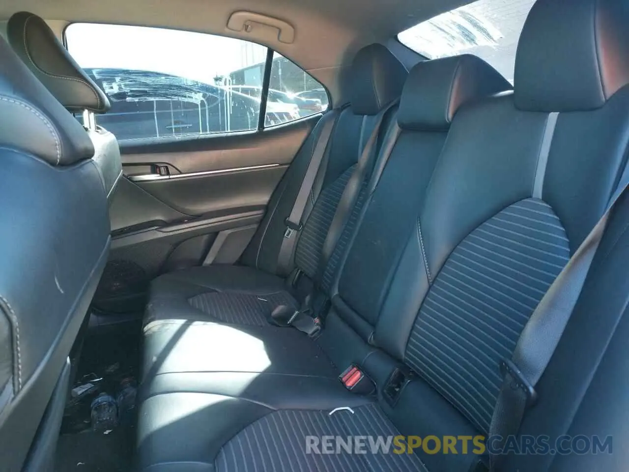 6 fotografías del automóvil dañado 4T1G11AK8LU927502 TOYOTA CAMRY 2020