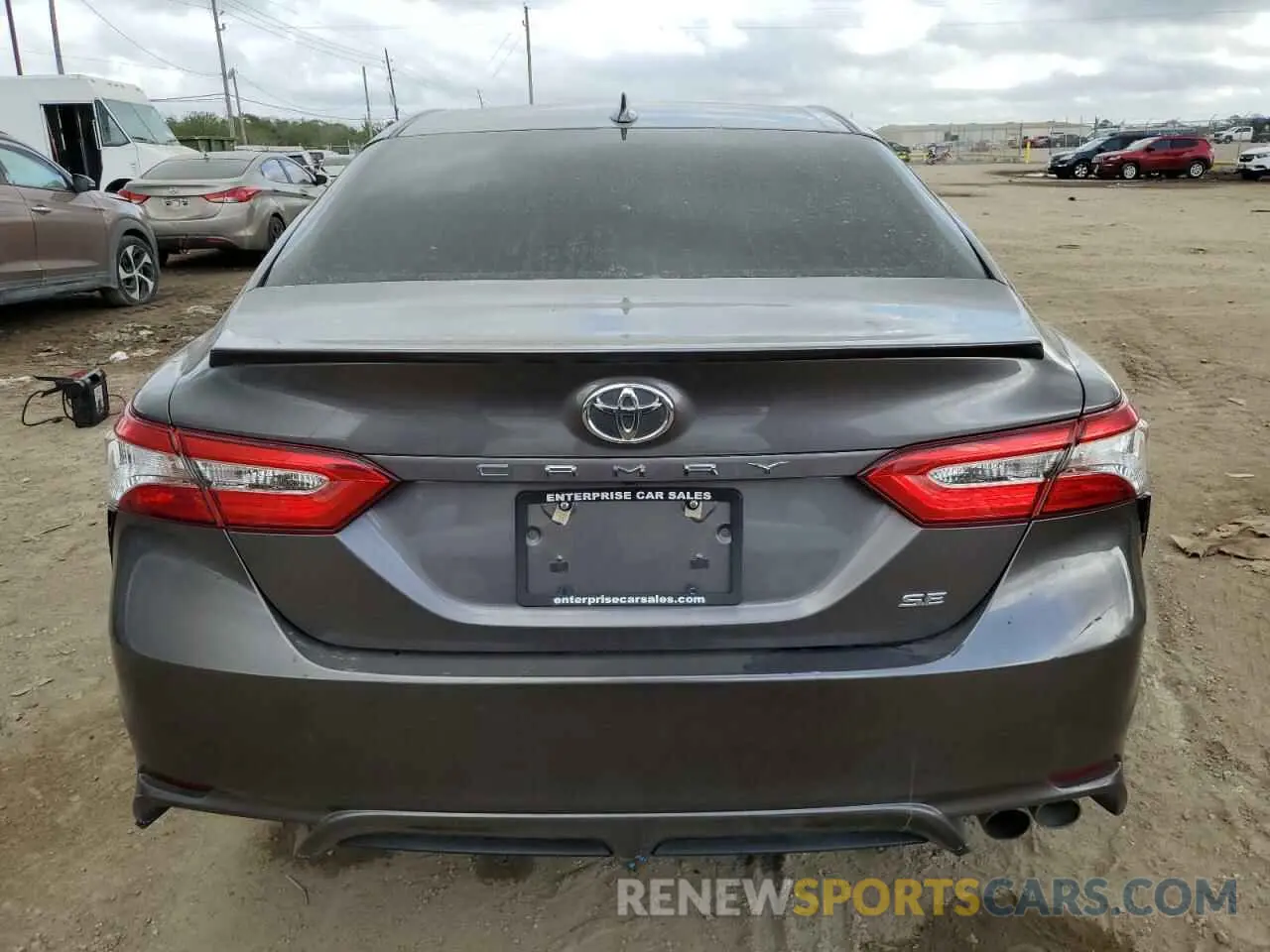 6 fotografías del automóvil dañado 4T1G11AK8LU929170 TOYOTA CAMRY 2020