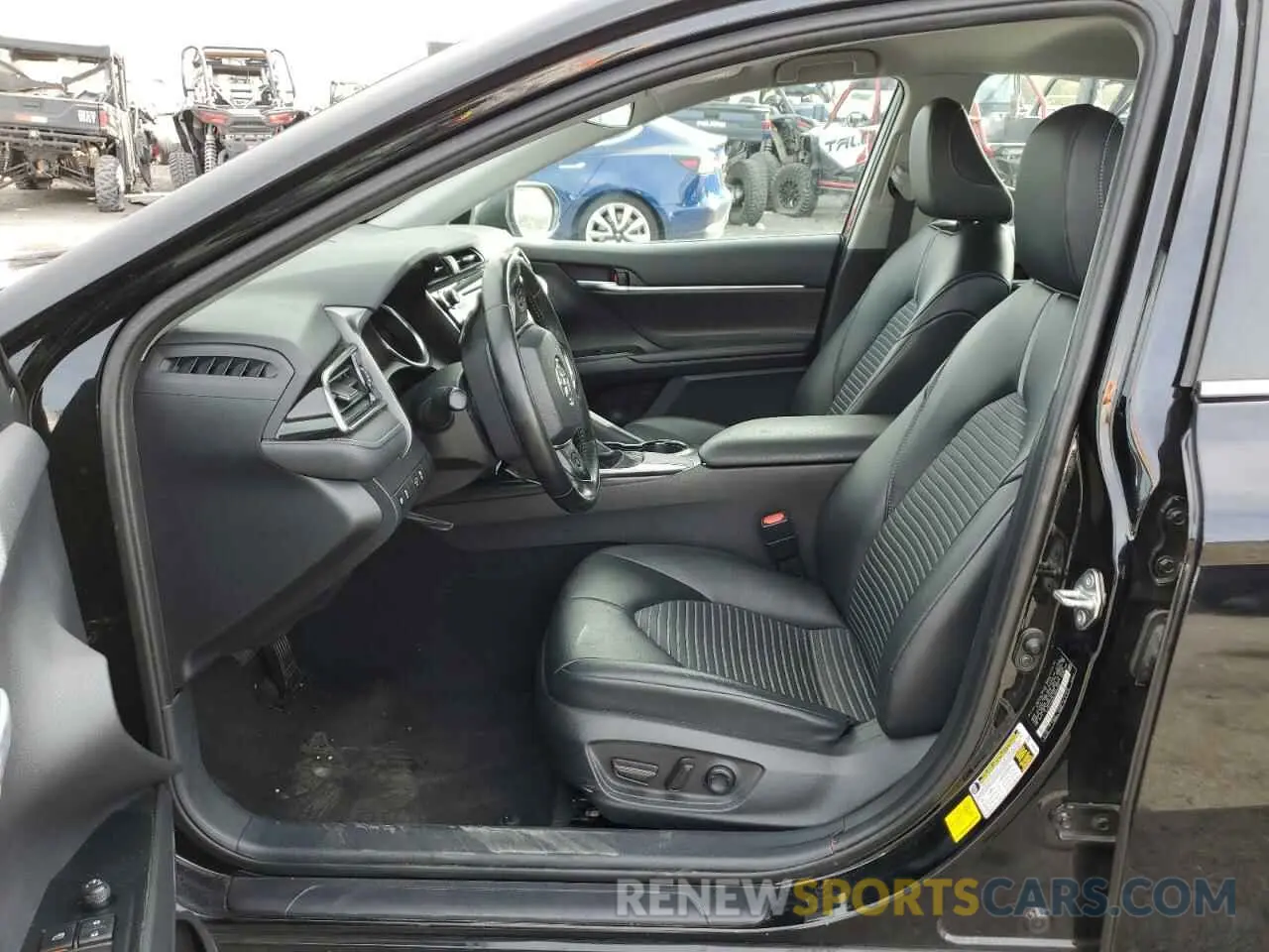 7 fotografías del automóvil dañado 4T1G11AK8LU930335 TOYOTA CAMRY 2020