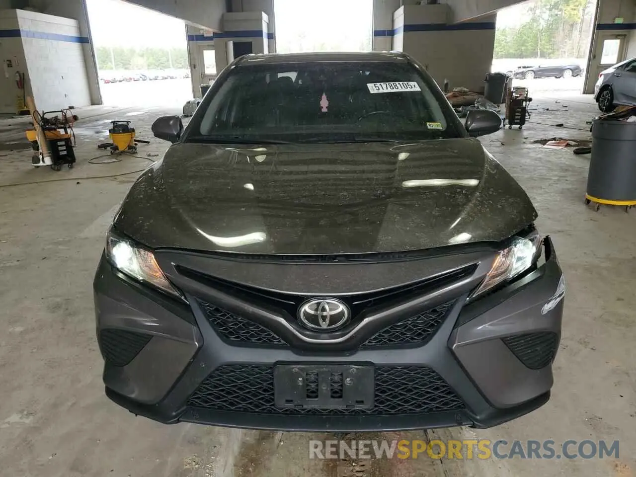 5 fotografías del automóvil dañado 4T1G11AK8LU930853 TOYOTA CAMRY 2020