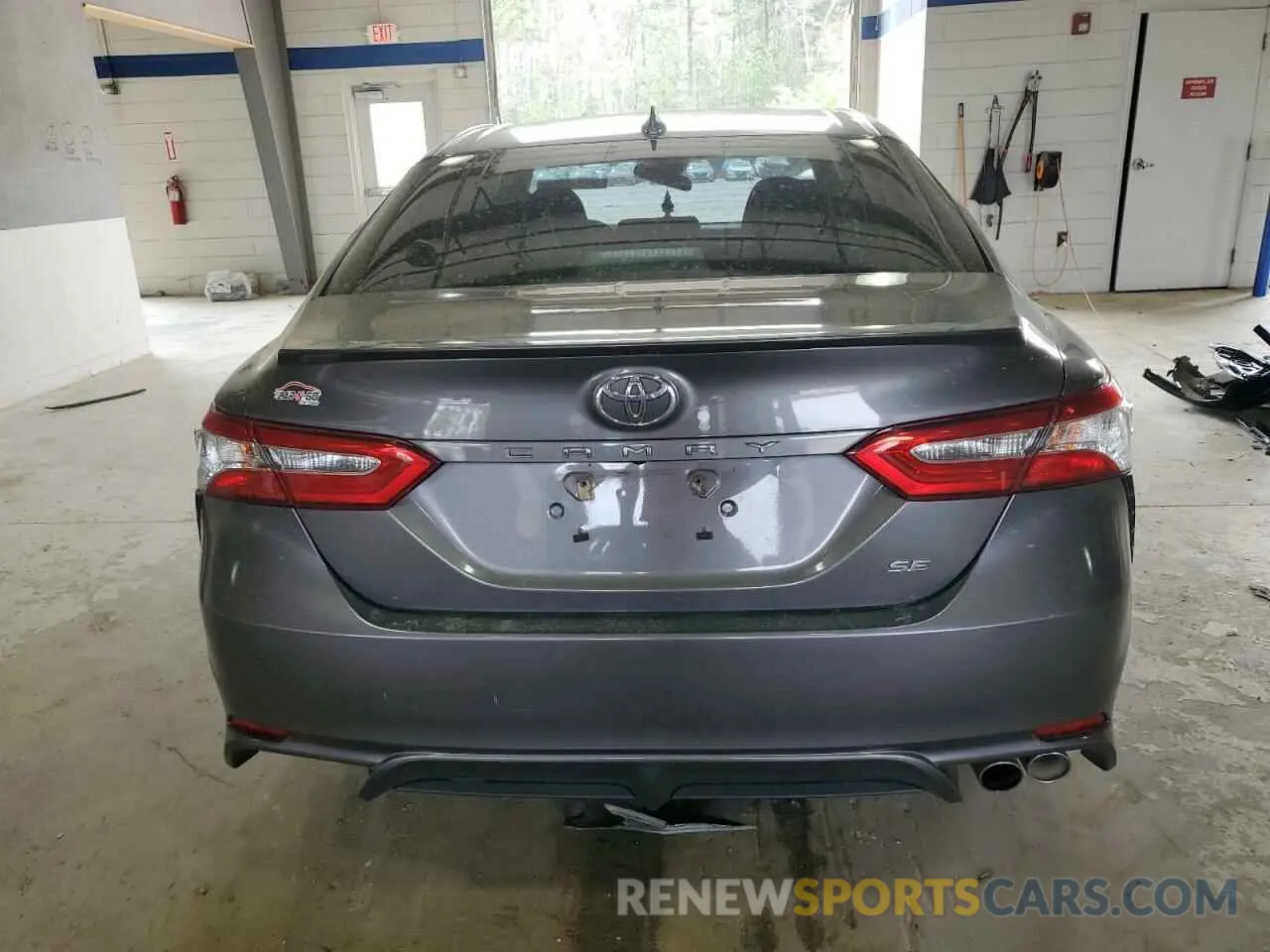 6 fotografías del automóvil dañado 4T1G11AK8LU930853 TOYOTA CAMRY 2020