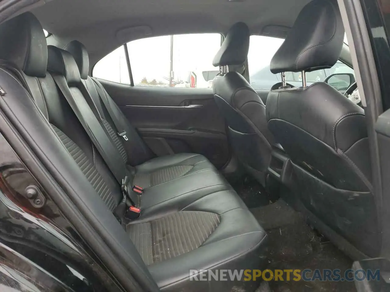 10 fotografías del automóvil dañado 4T1G11AK8LU933476 TOYOTA CAMRY 2020