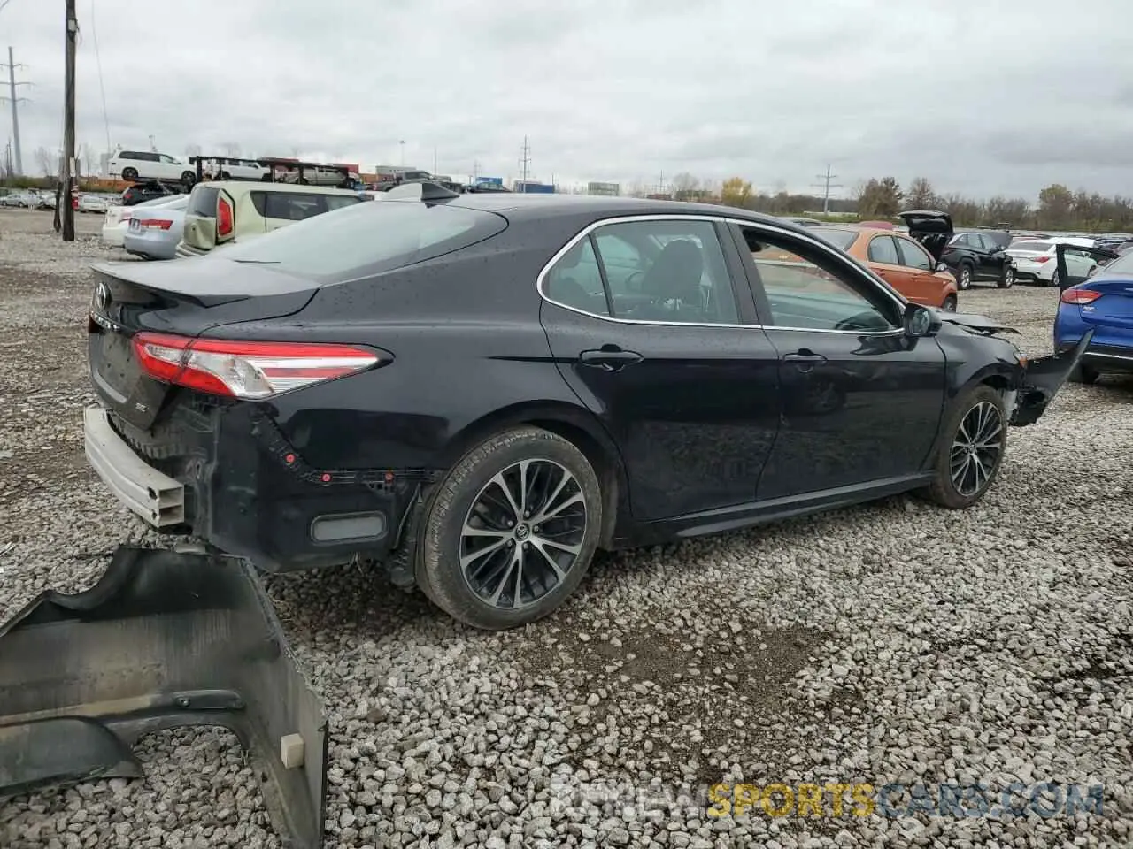 3 fotografías del automóvil dañado 4T1G11AK8LU933476 TOYOTA CAMRY 2020