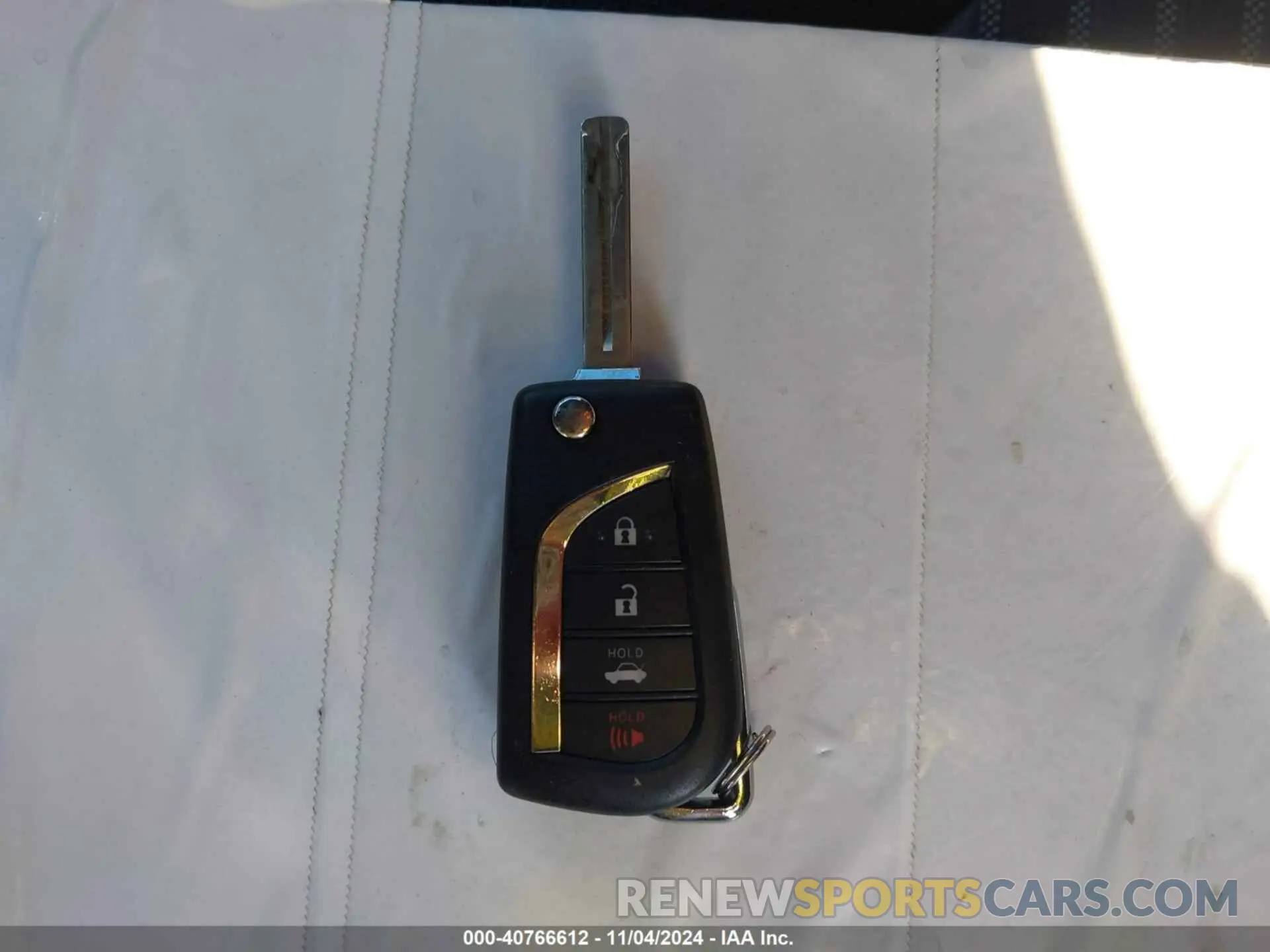 11 fotografías del automóvil dañado 4T1G11AK8LU947944 TOYOTA CAMRY 2020