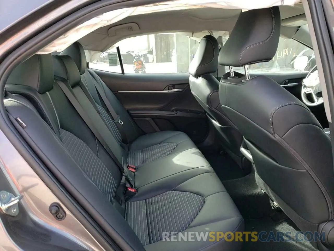 6 fotografías del automóvil dañado 4T1G11AK8LU951640 TOYOTA CAMRY 2020