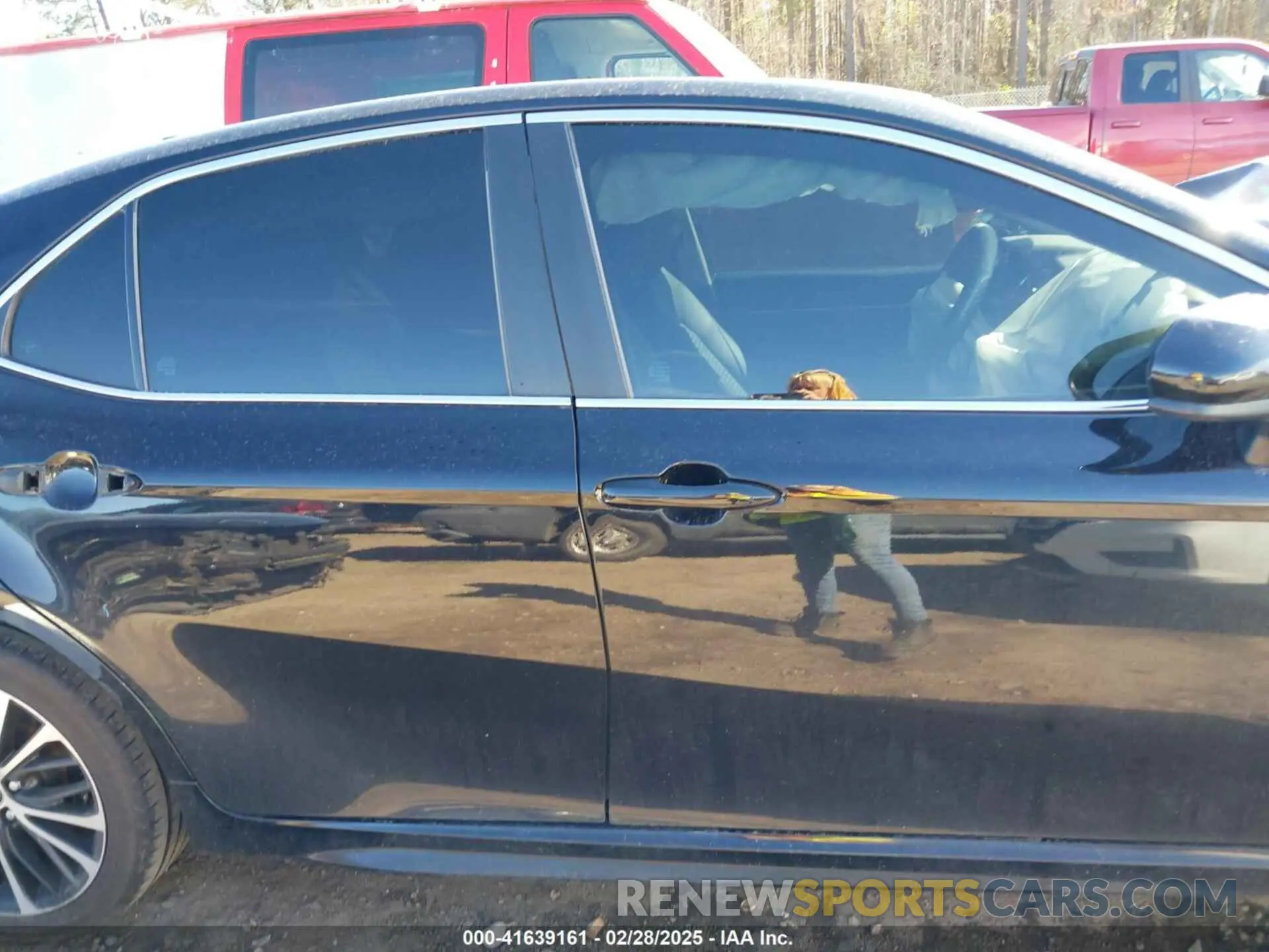 14 fotografías del automóvil dañado 4T1G11AK8LU957860 TOYOTA CAMRY 2020