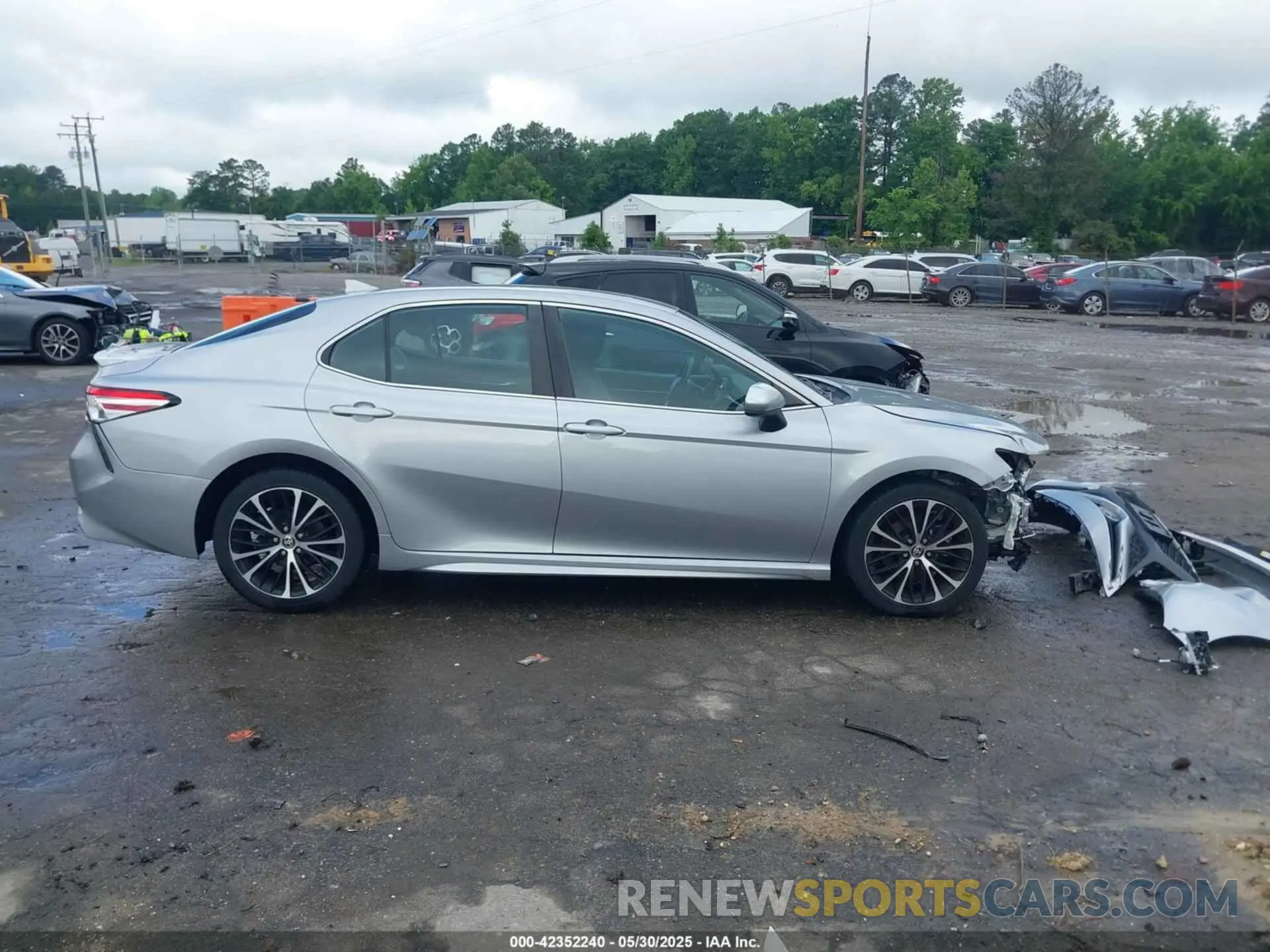 14 fotografías del automóvil dañado 4T1G11AK8LU964551 TOYOTA CAMRY 2020