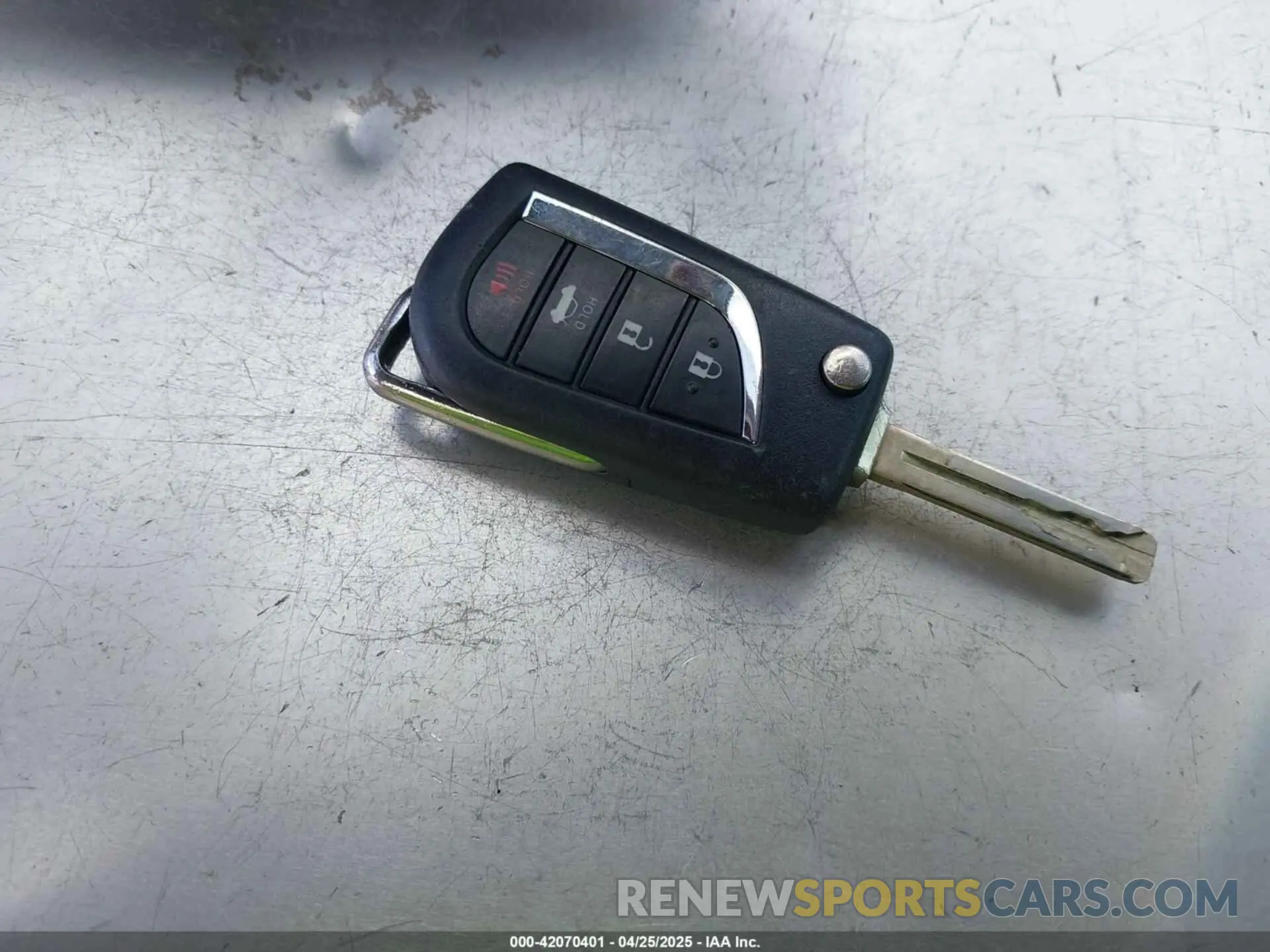 11 fotografías del automóvil dañado 4T1G11AK8LU980068 TOYOTA CAMRY 2020