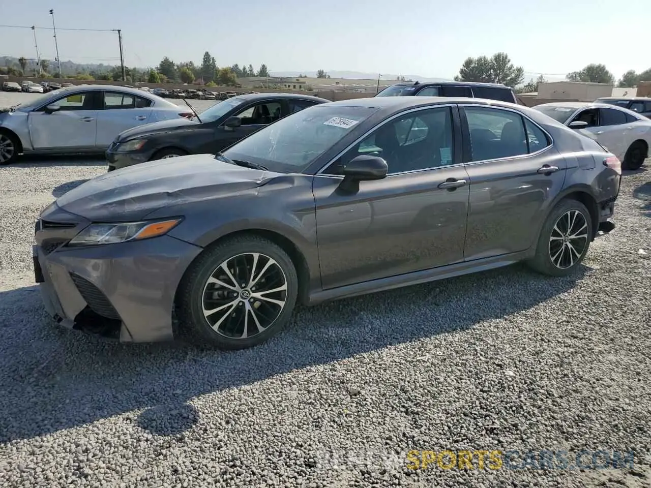 1 fotografías del automóvil dañado 4T1G11AK9LU310142 TOYOTA CAMRY 2020