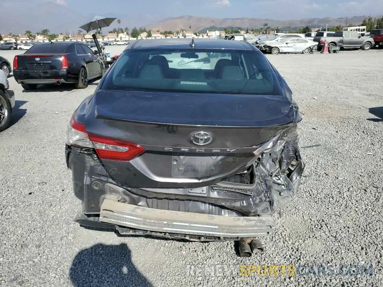 6 fotografías del automóvil dañado 4T1G11AK9LU310142 TOYOTA CAMRY 2020
