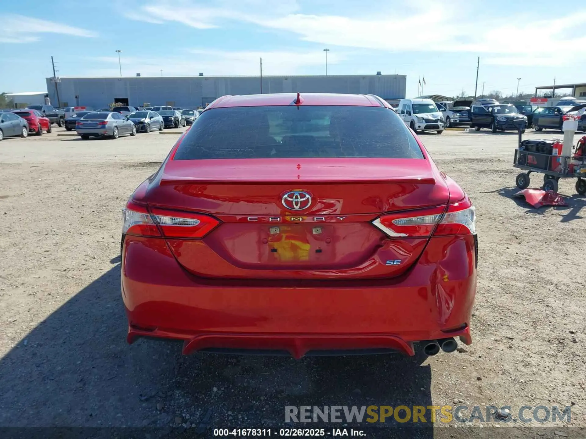 17 fotografías del automóvil dañado 4T1G11AK9LU324140 TOYOTA CAMRY 2020