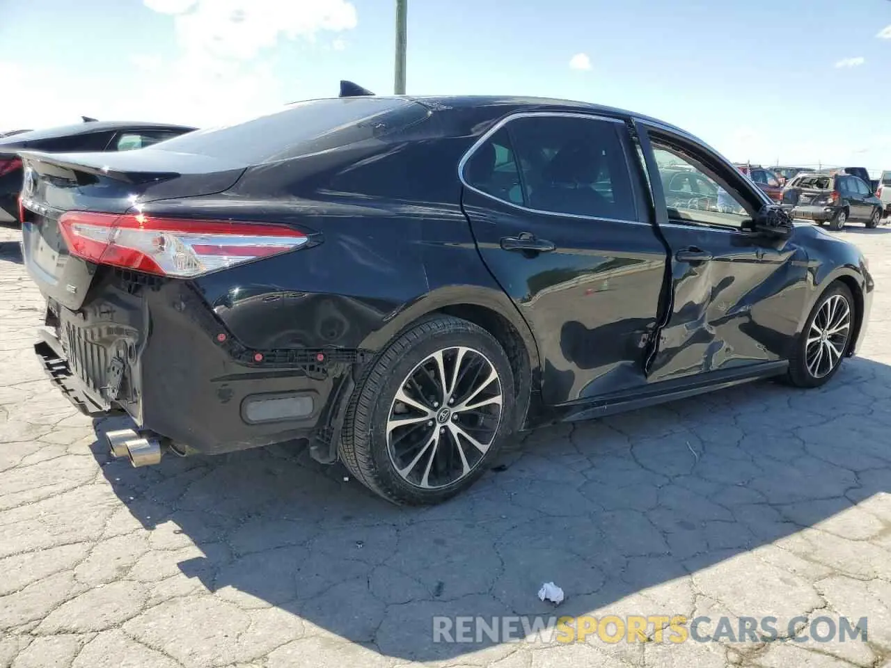 3 fotografías del automóvil dañado 4T1G11AK9LU333095 TOYOTA CAMRY 2020