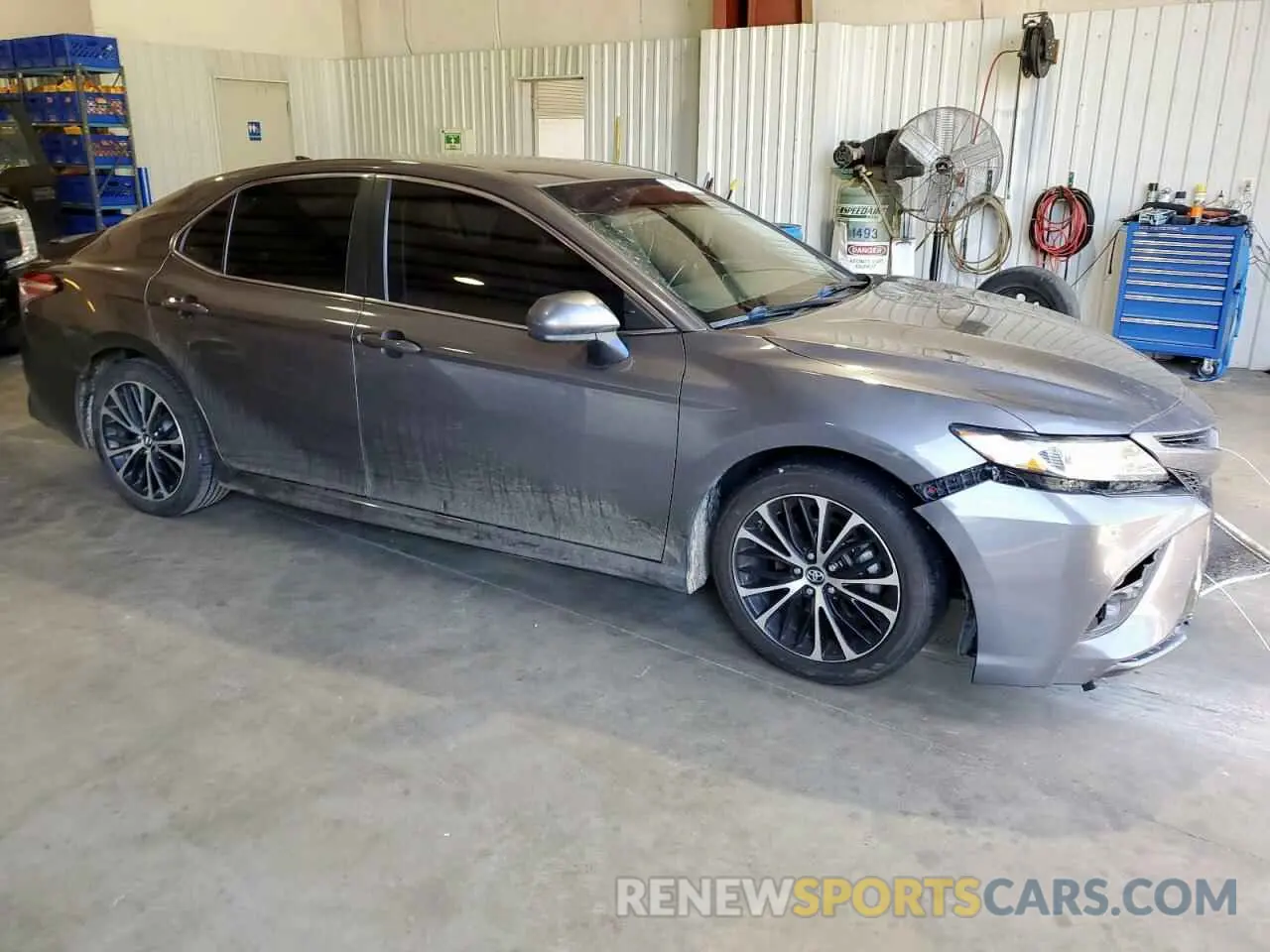4 fotografías del automóvil dañado 4T1G11AK9LU344016 TOYOTA CAMRY 2020