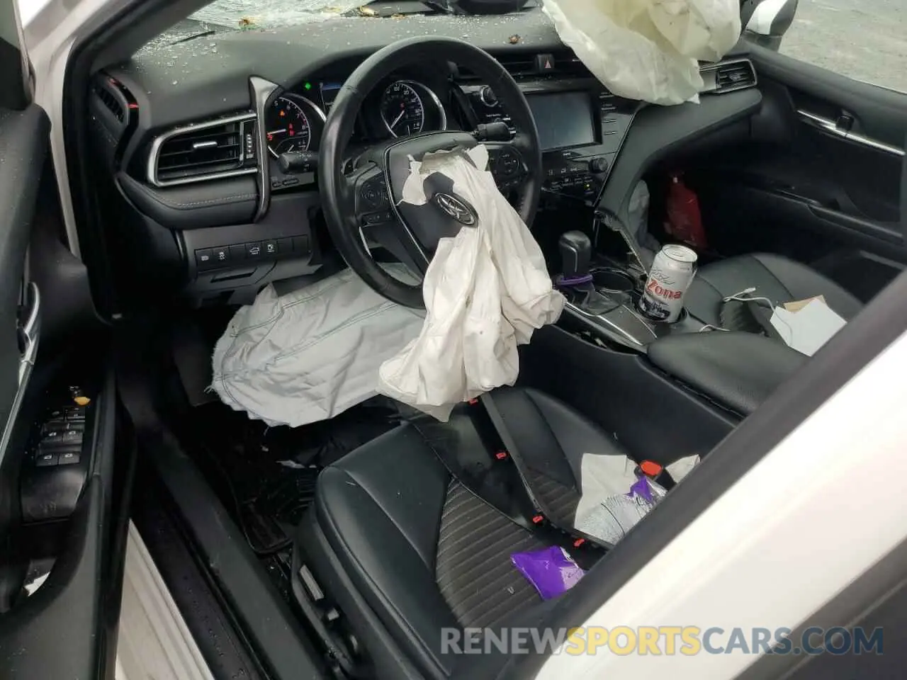 8 fotografías del automóvil dañado 4T1G11AK9LU345439 TOYOTA CAMRY 2020