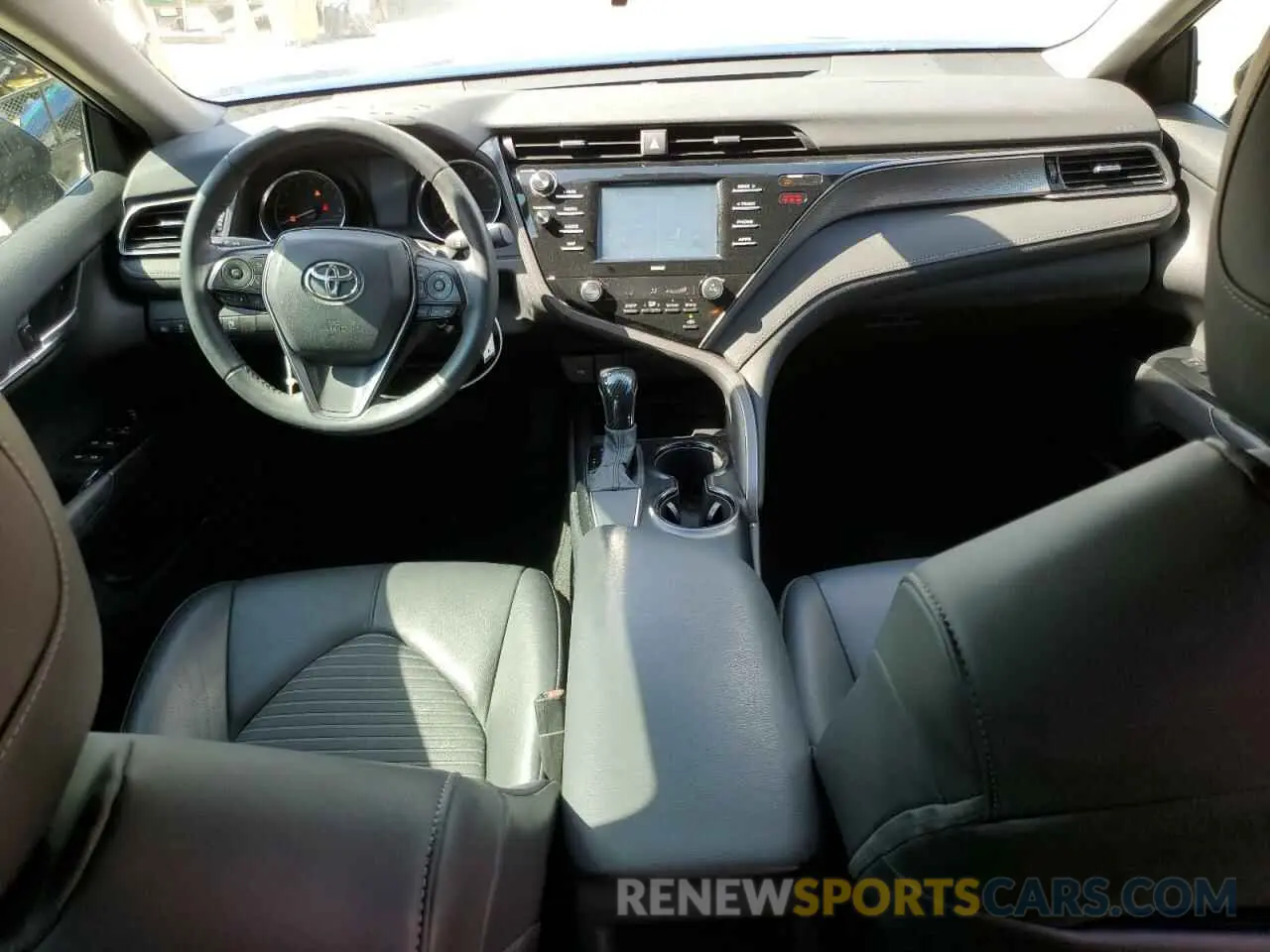 8 fotografías del automóvil dañado 4T1G11AK9LU349510 TOYOTA CAMRY 2020