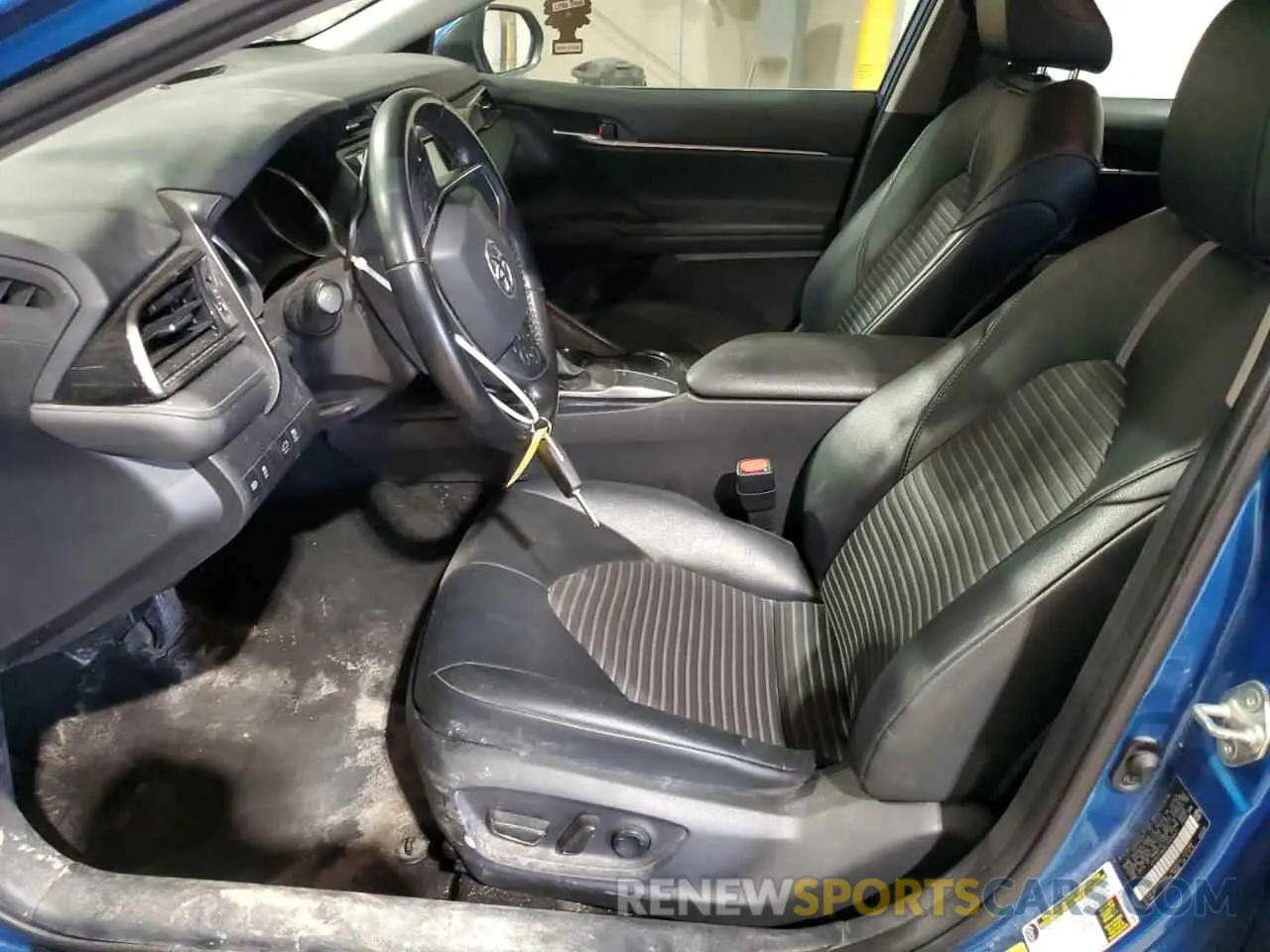 7 fotografías del automóvil dañado 4T1G11AK9LU353945 TOYOTA CAMRY 2020