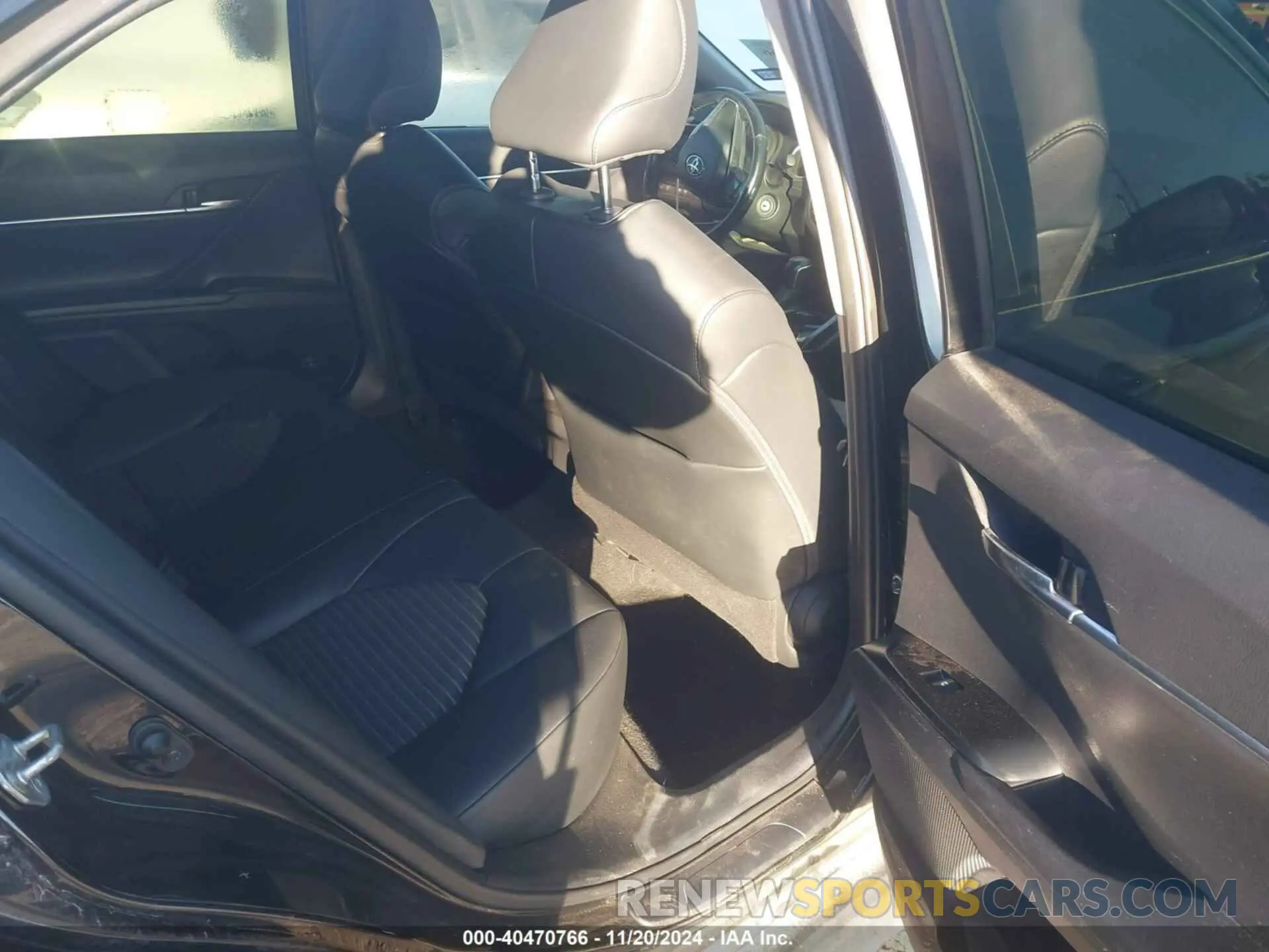 8 fotografías del automóvil dañado 4T1G11AK9LU358966 TOYOTA CAMRY 2020
