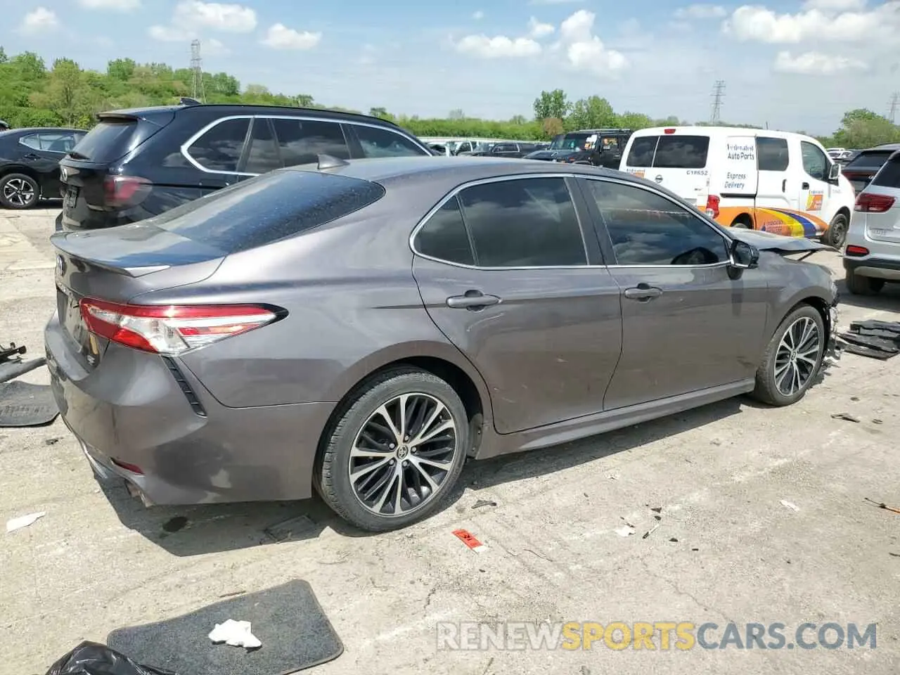 3 fotografías del automóvil dañado 4T1G11AK9LU362970 TOYOTA CAMRY 2020
