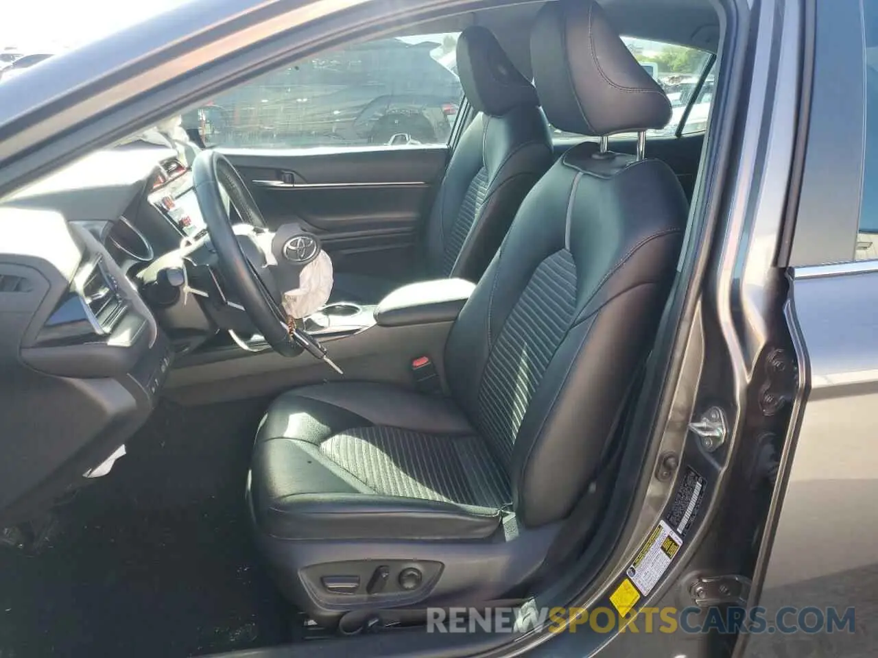 7 fotografías del automóvil dañado 4T1G11AK9LU880108 TOYOTA CAMRY 2020