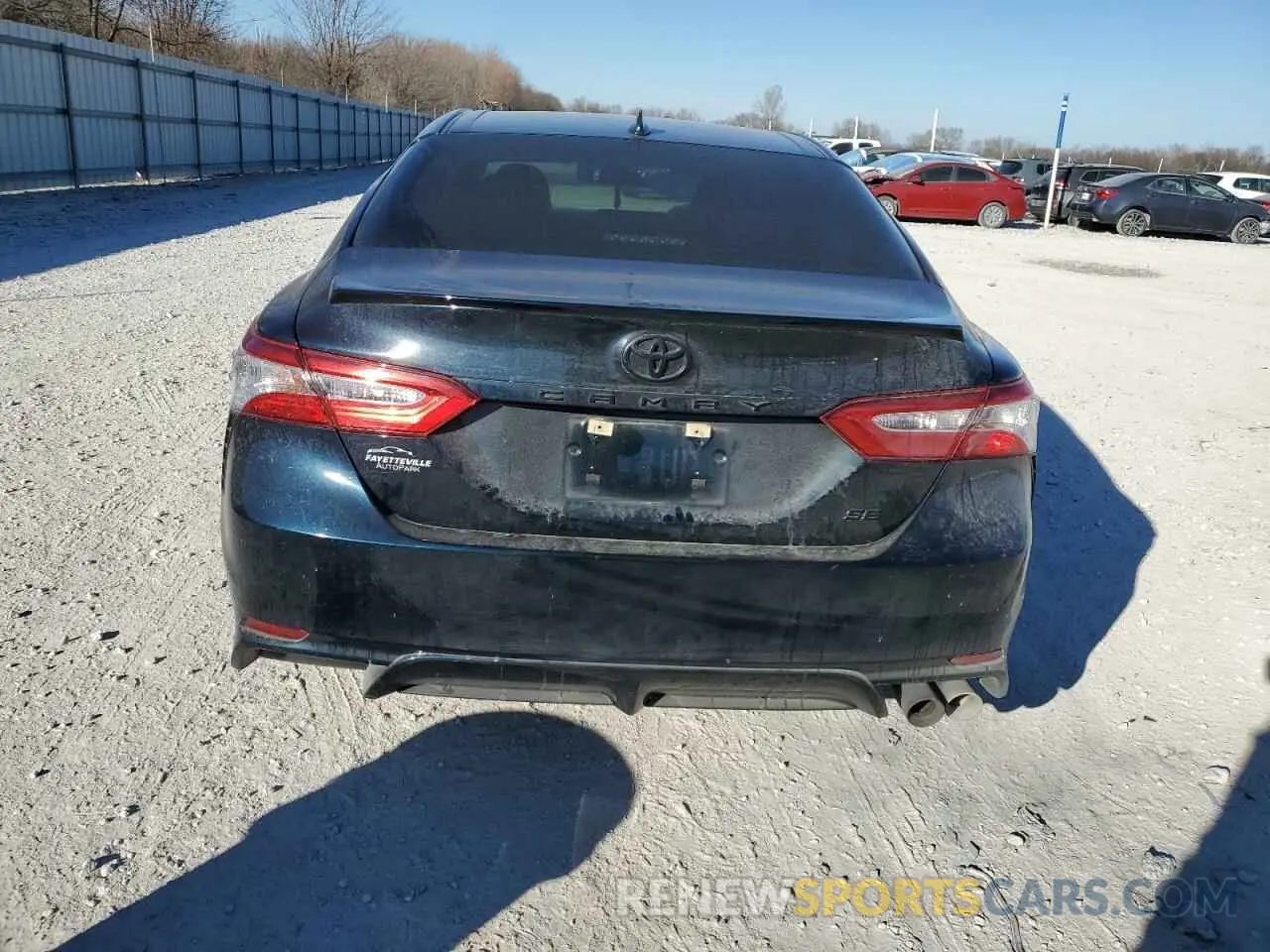 6 fotografías del automóvil dañado 4T1G11AK9LU880660 TOYOTA CAMRY 2020