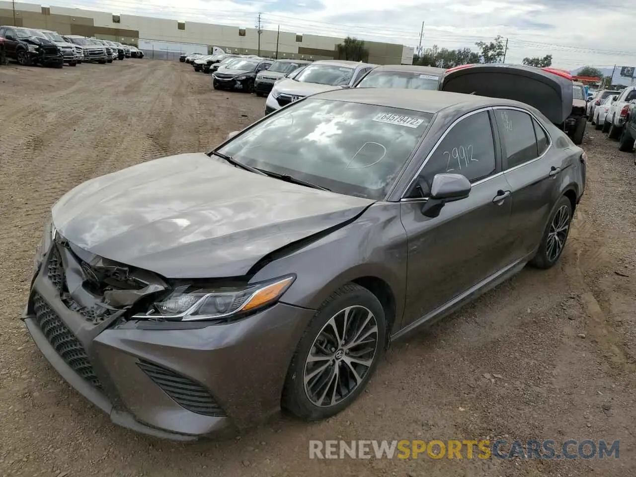 2 fotografías del automóvil dañado 4T1G11AK9LU893103 TOYOTA CAMRY 2020
