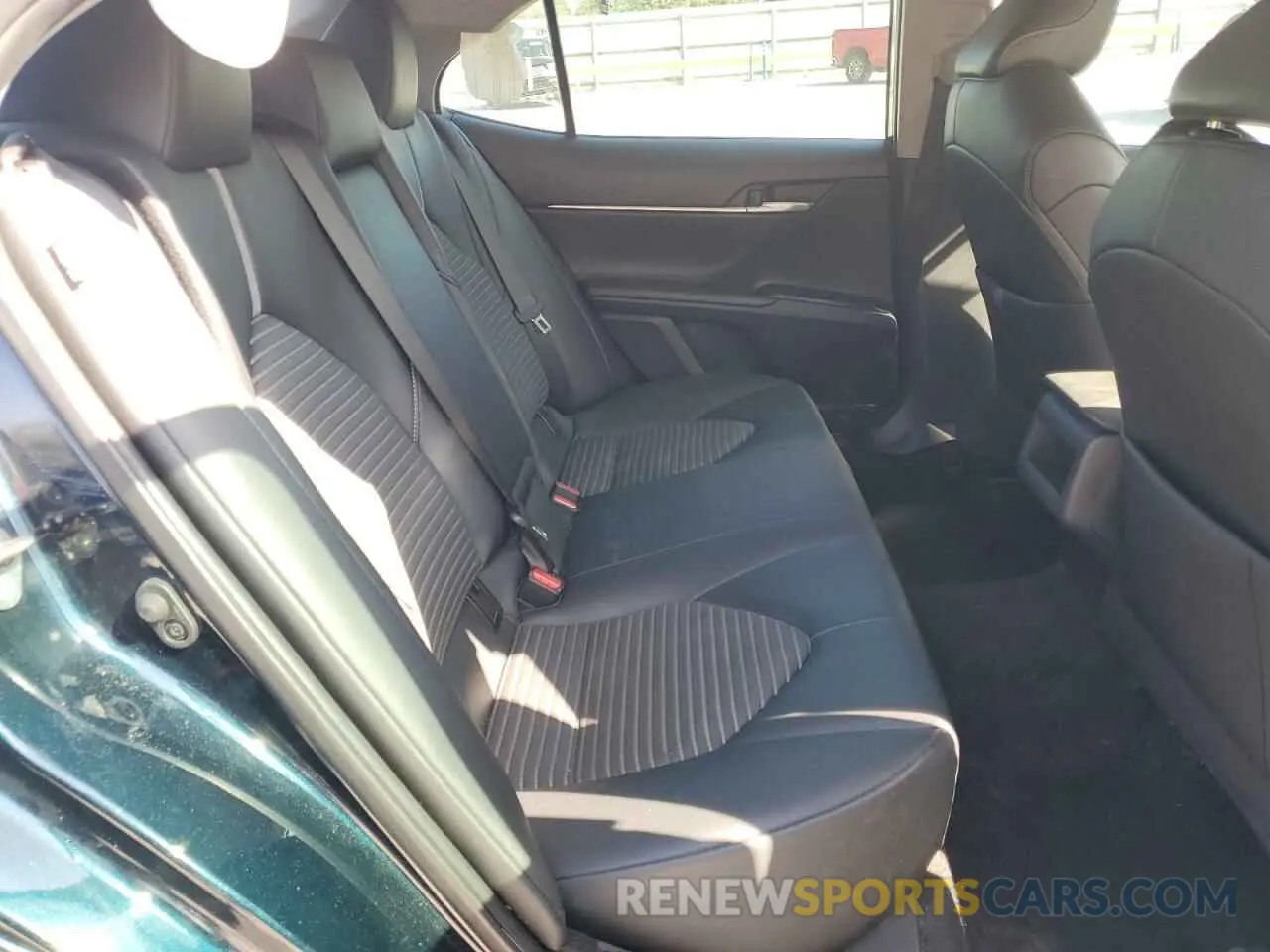 10 fotografías del automóvil dañado 4T1G11AK9LU894591 TOYOTA CAMRY 2020