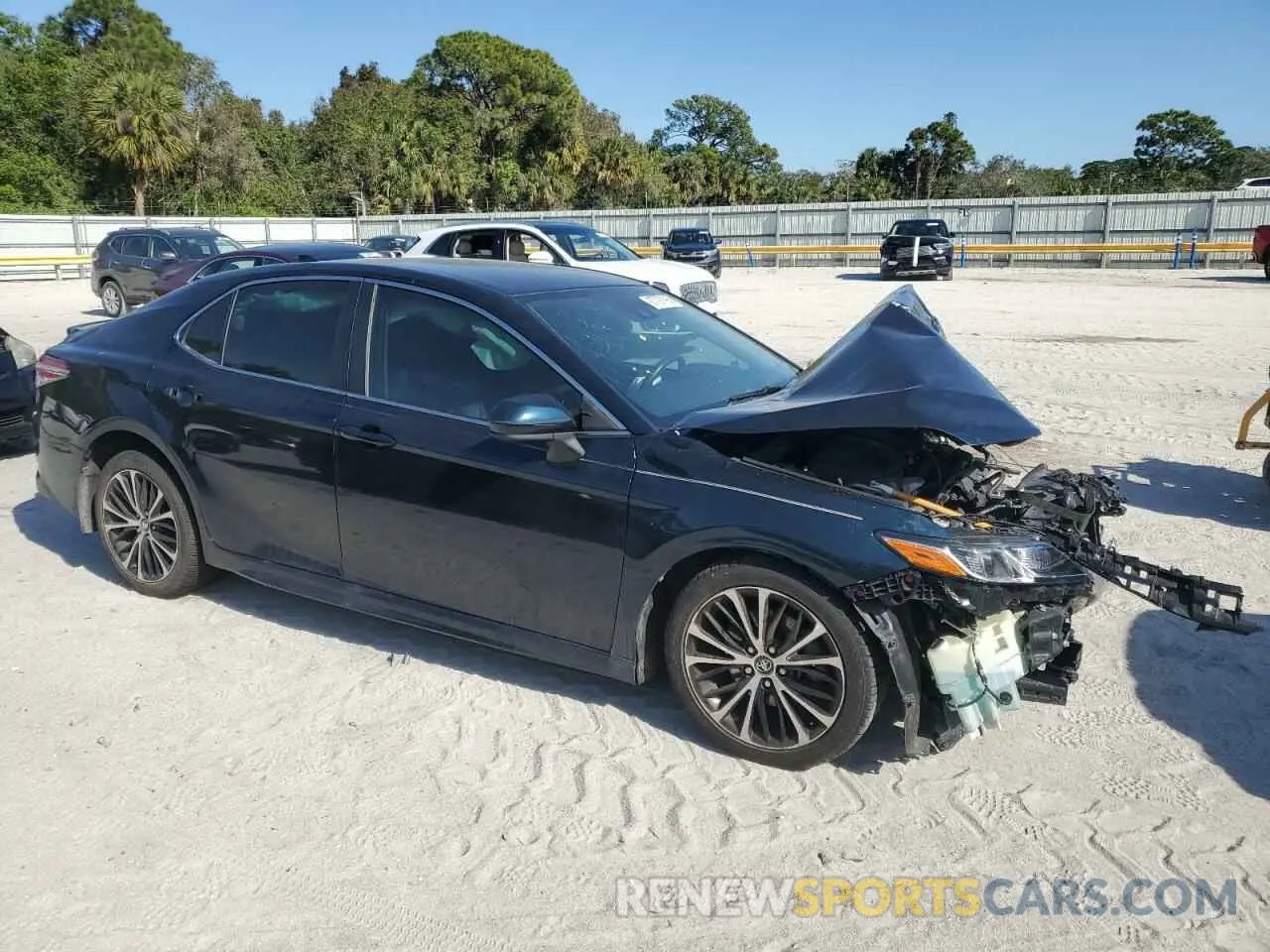 4 fotografías del automóvil dañado 4T1G11AK9LU894591 TOYOTA CAMRY 2020